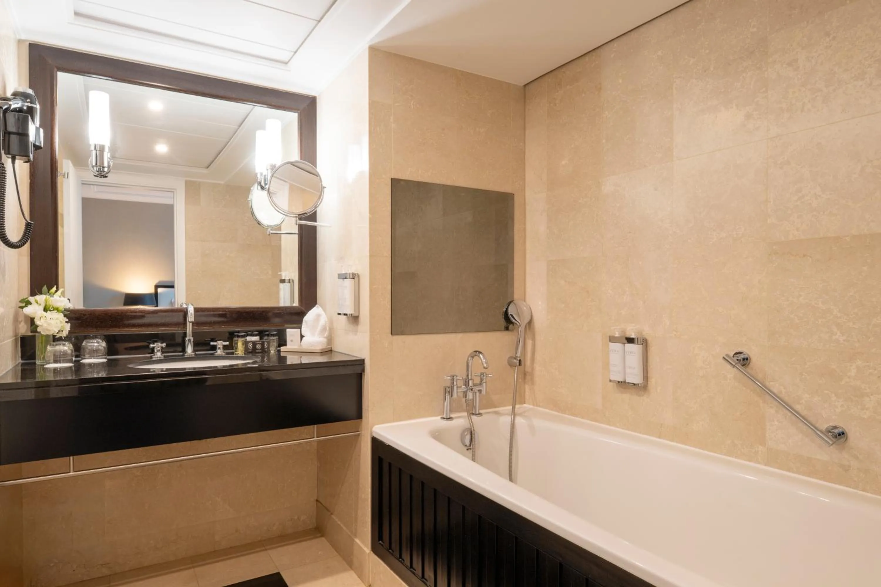 Bathroom in Warwick Champs-Elysées Paris