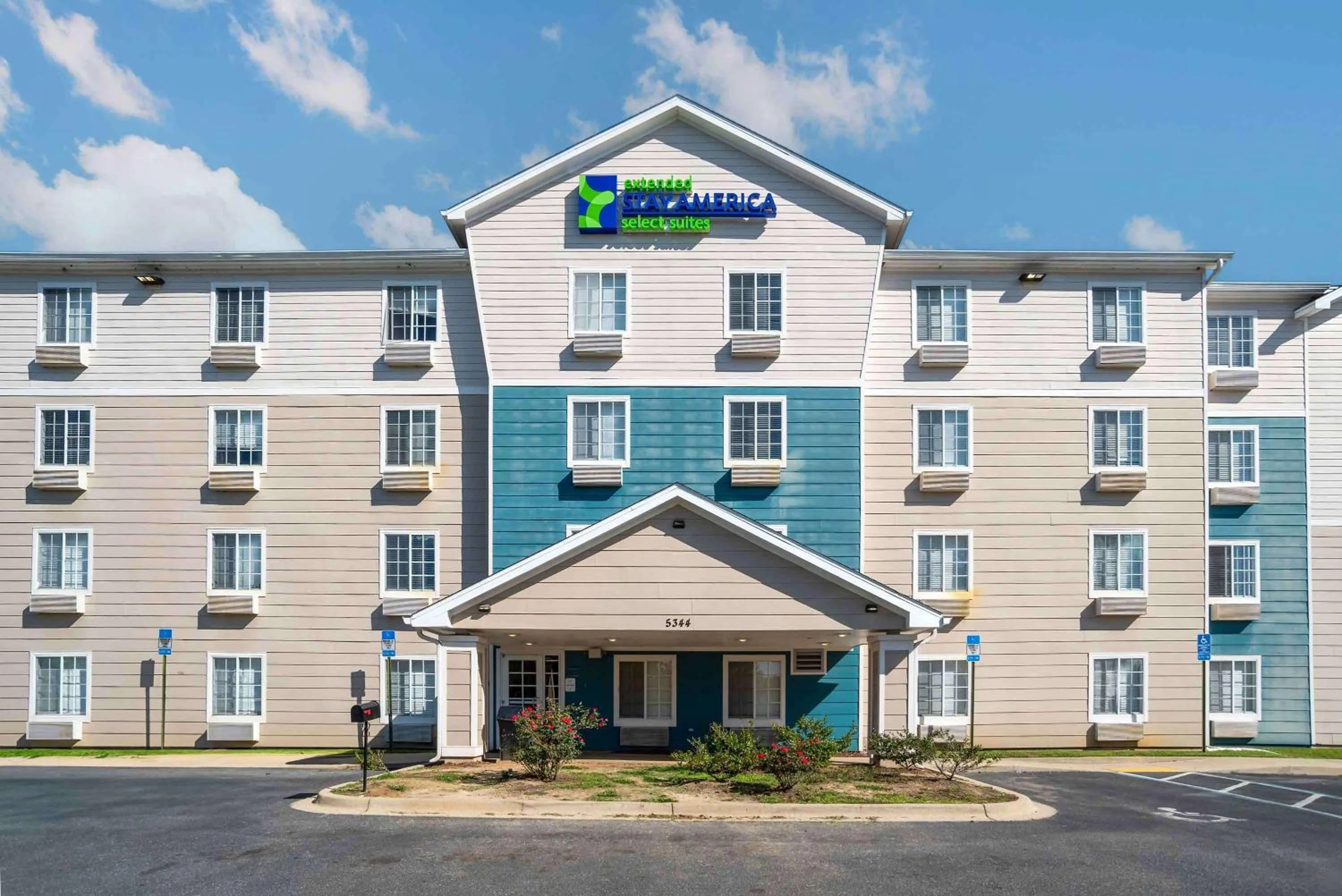 Property building in Extended Stay America Select Suites - Tallahassee - Northwest