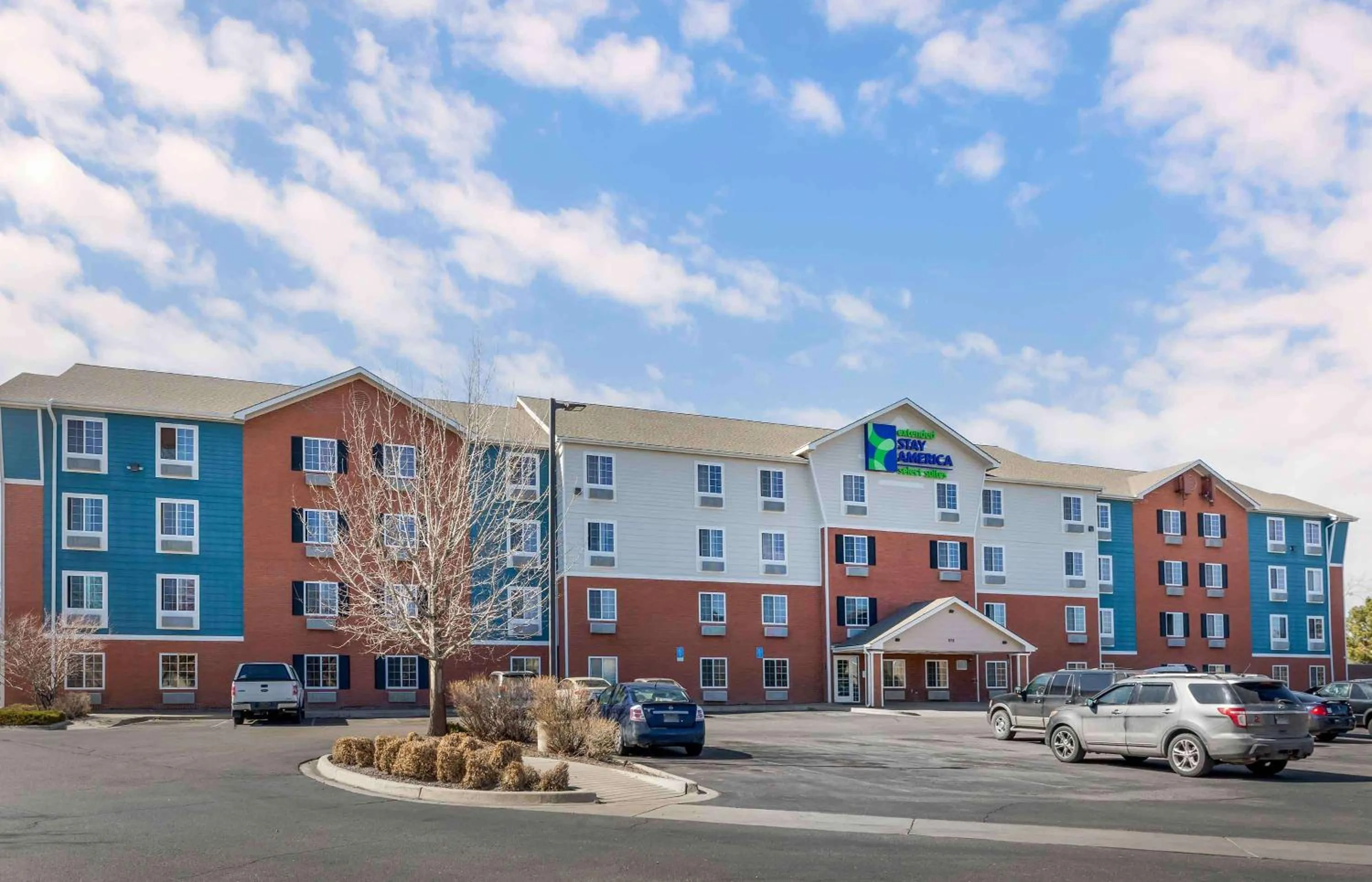 Property building in Extended Stay America Select Suites - Denver - Aurora