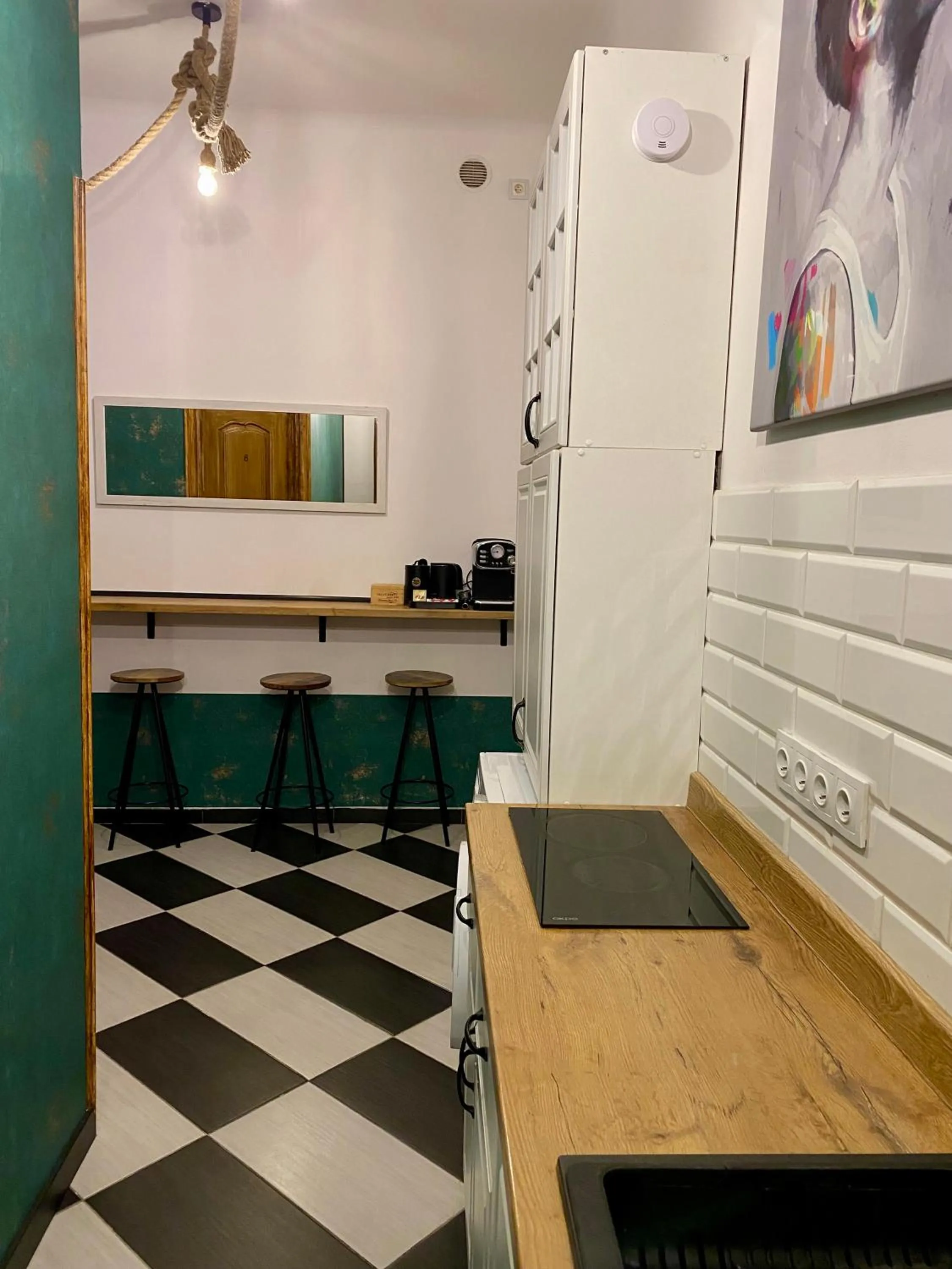 Kitchen or kitchenette in Topolove Rooms & Apartments