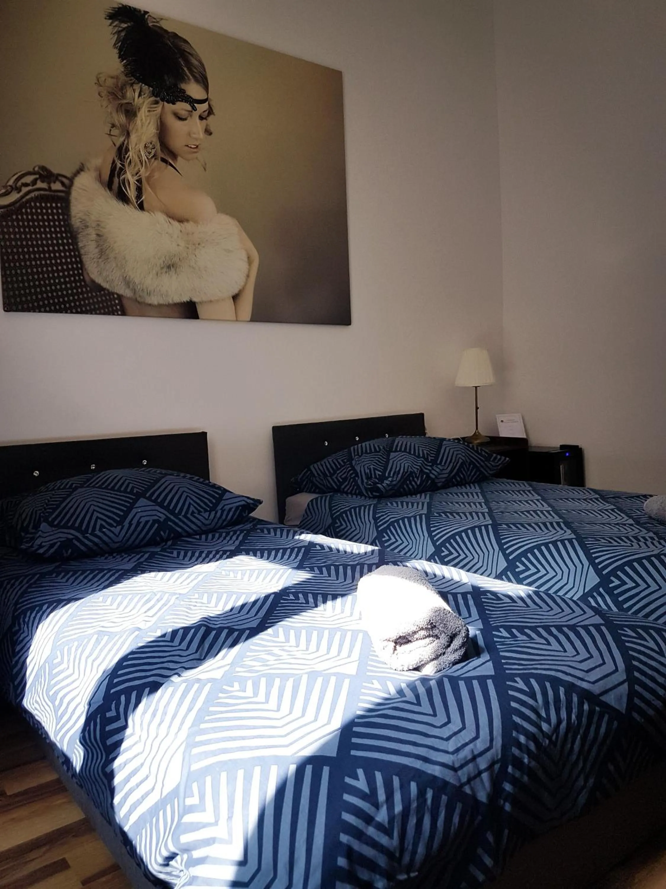 Bed in Topolove Rooms & Apartments