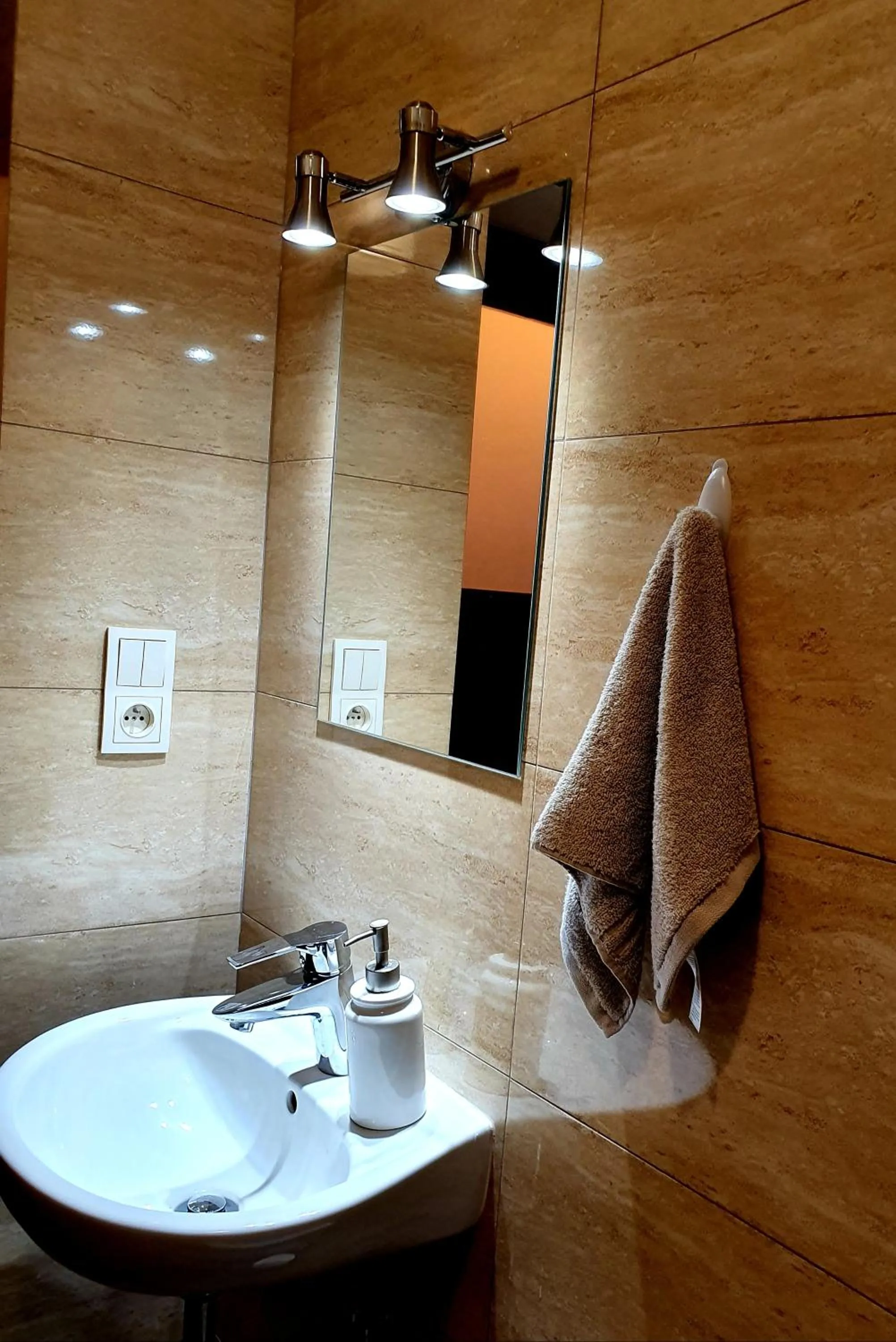 Toilet in Topolove Rooms & Apartments