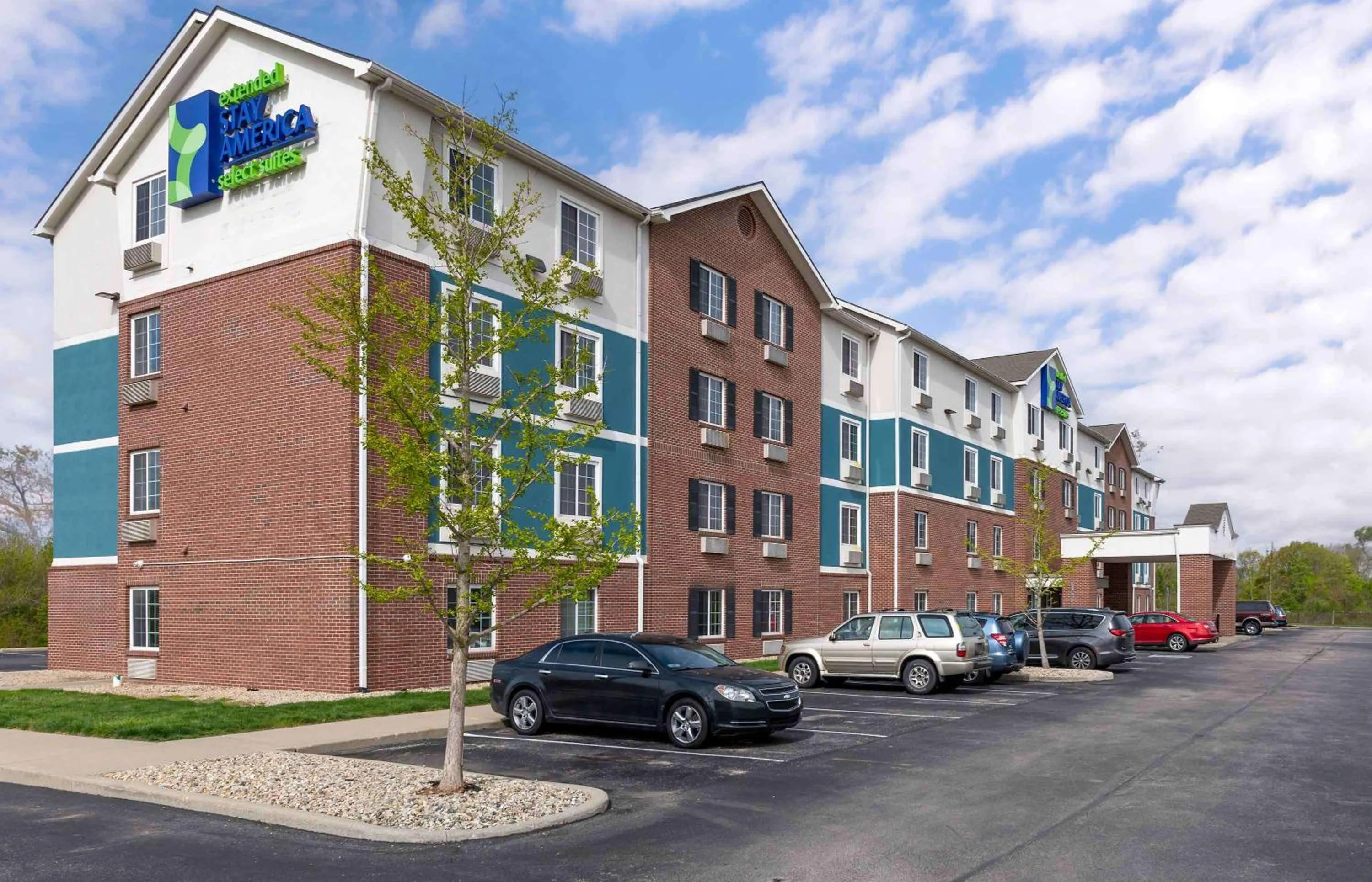 Property building in Extended Stay America Select Suites - Indianapolis - Plainfield