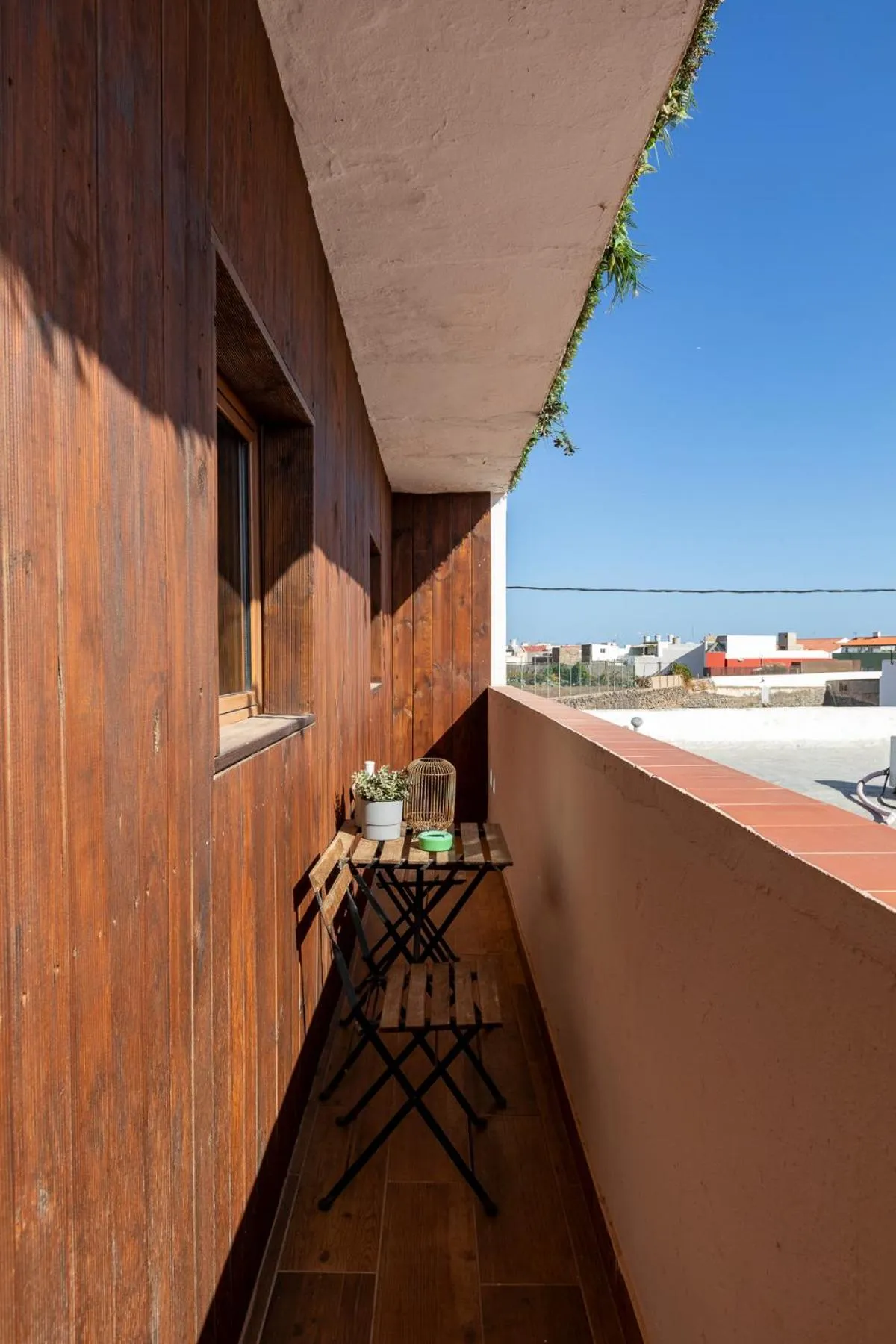 VALTISYA POOL AND AIRPORT