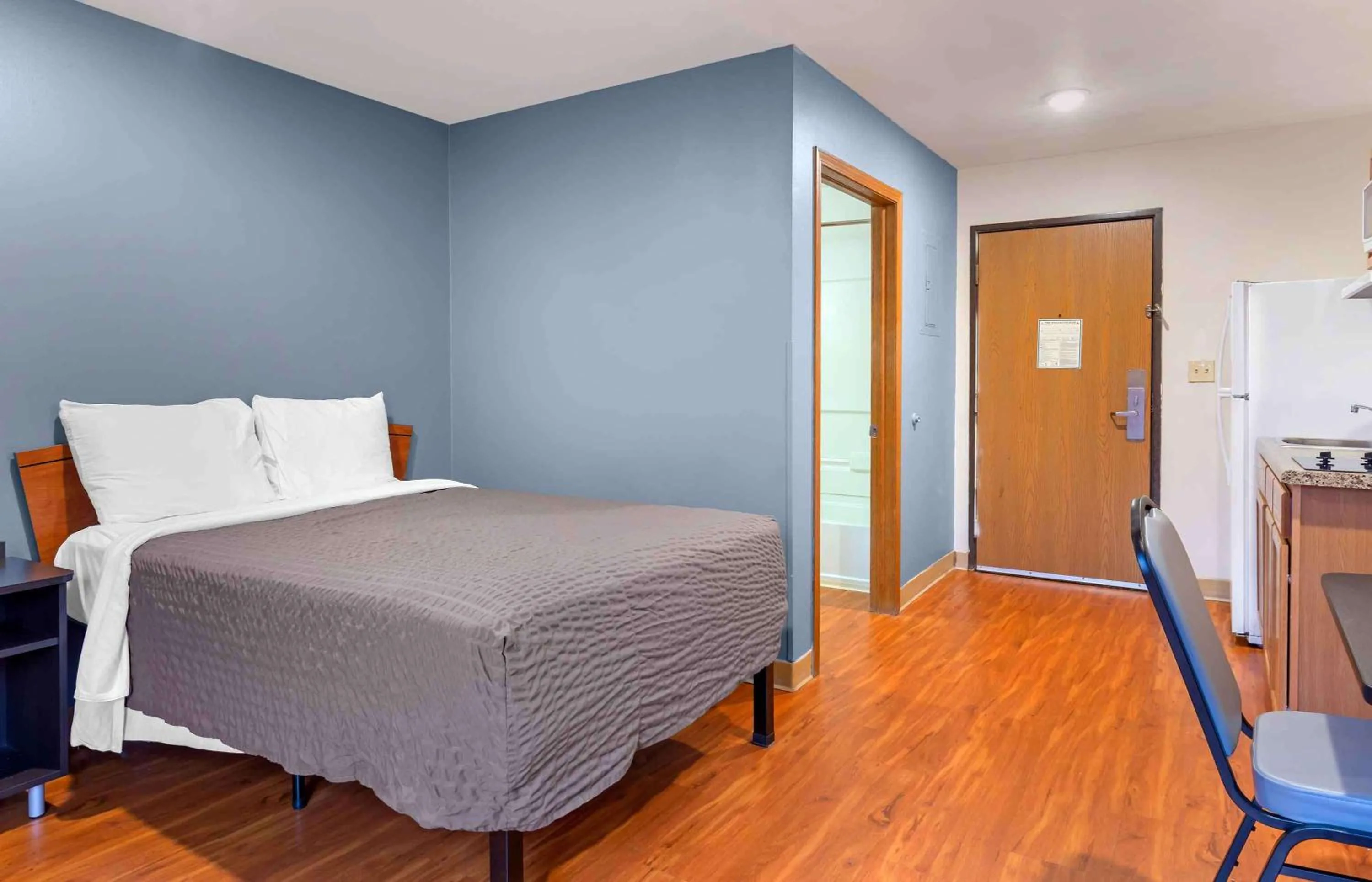 Bedroom, Bed in Extended Stay America Select Suites - Fayetteville - Cliffdale