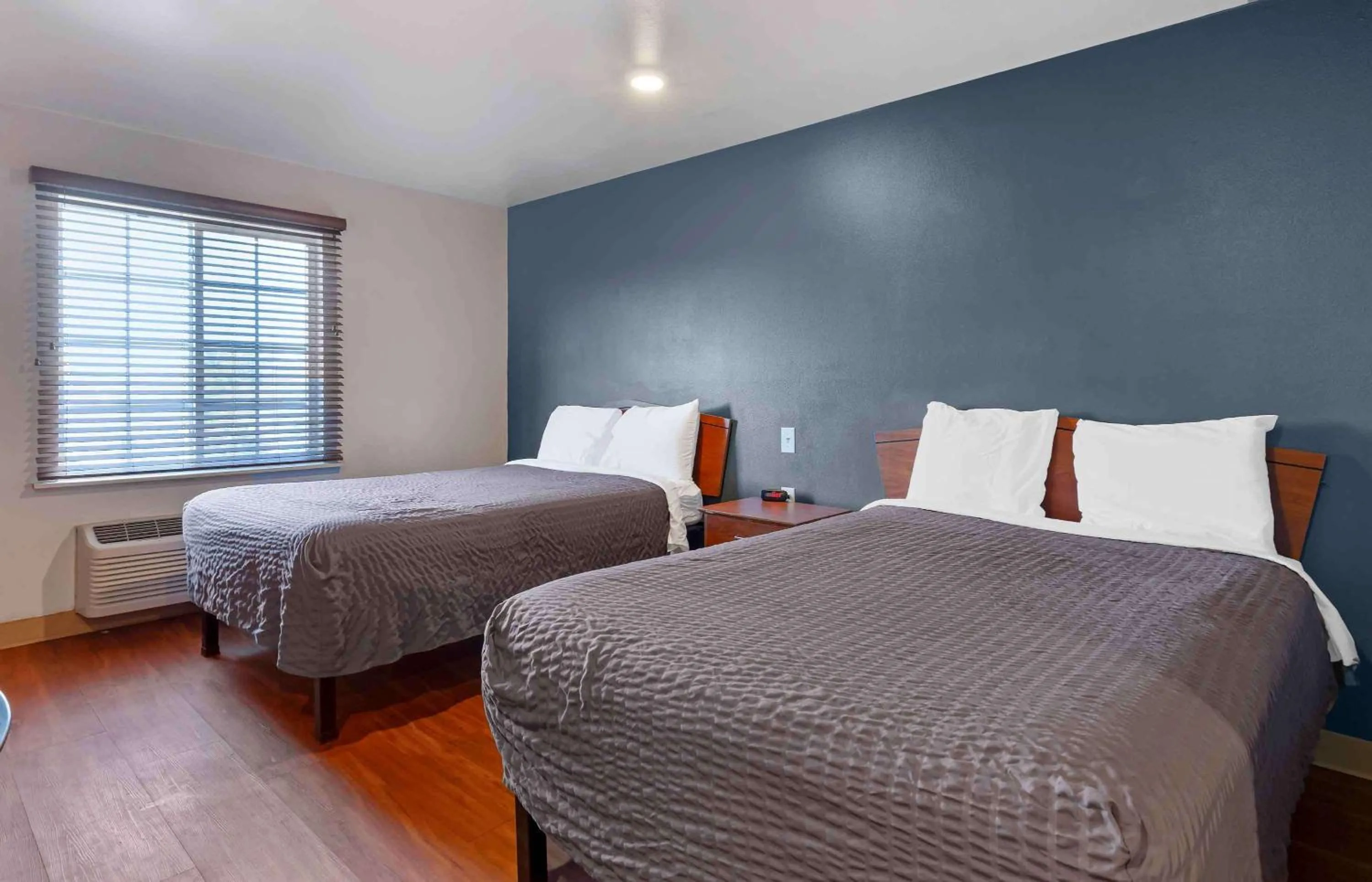 Bedroom, Bed in Extended Stay America Select Suites - Fayetteville - Cliffdale