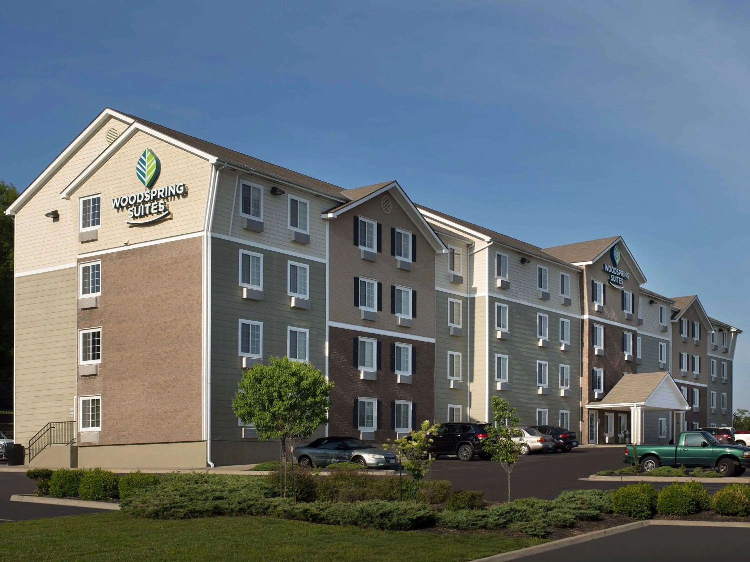 Property building in WoodSpring Suites Kansas City Mission