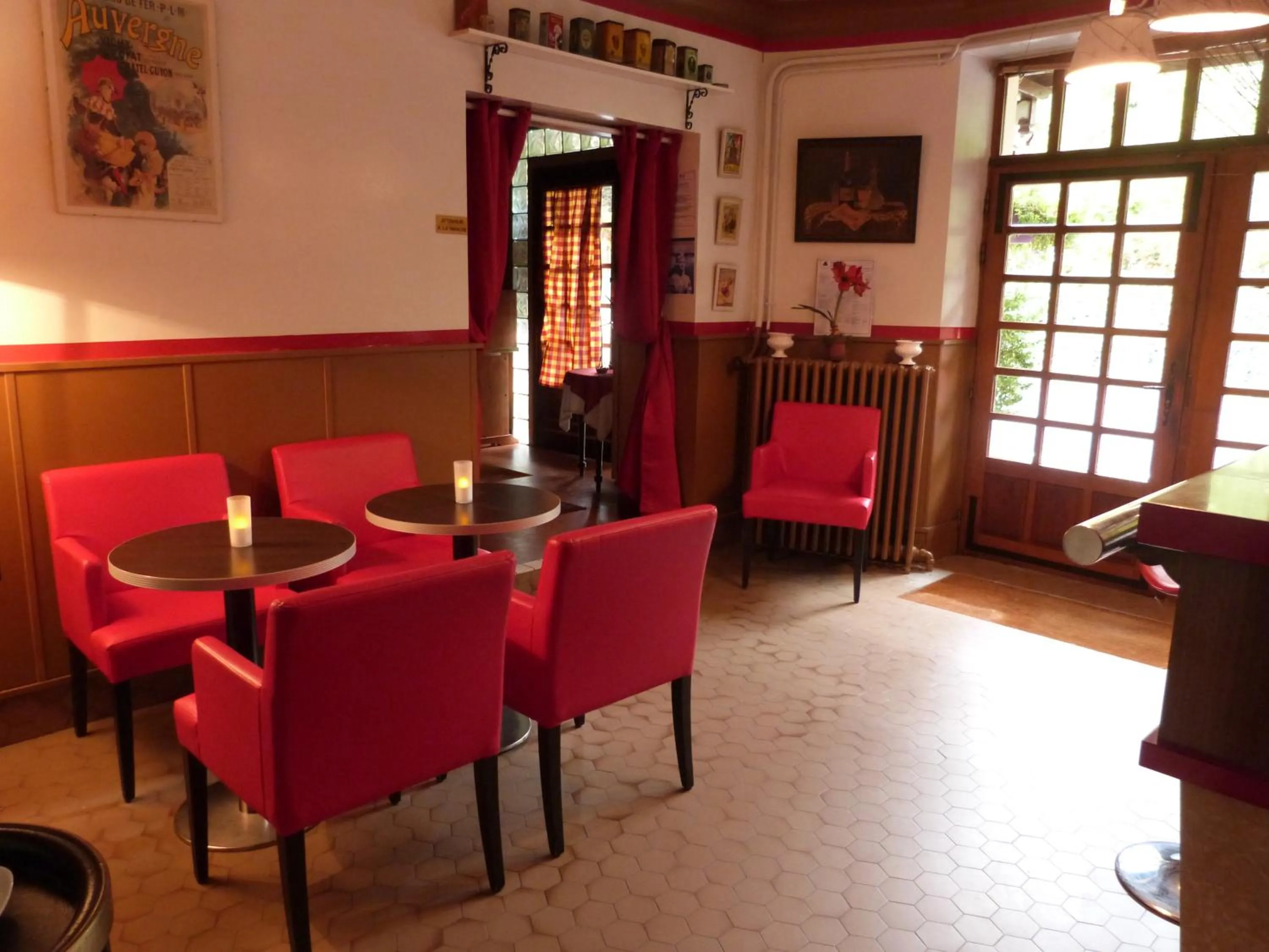 Lounge or bar in Relais d'Auvergne