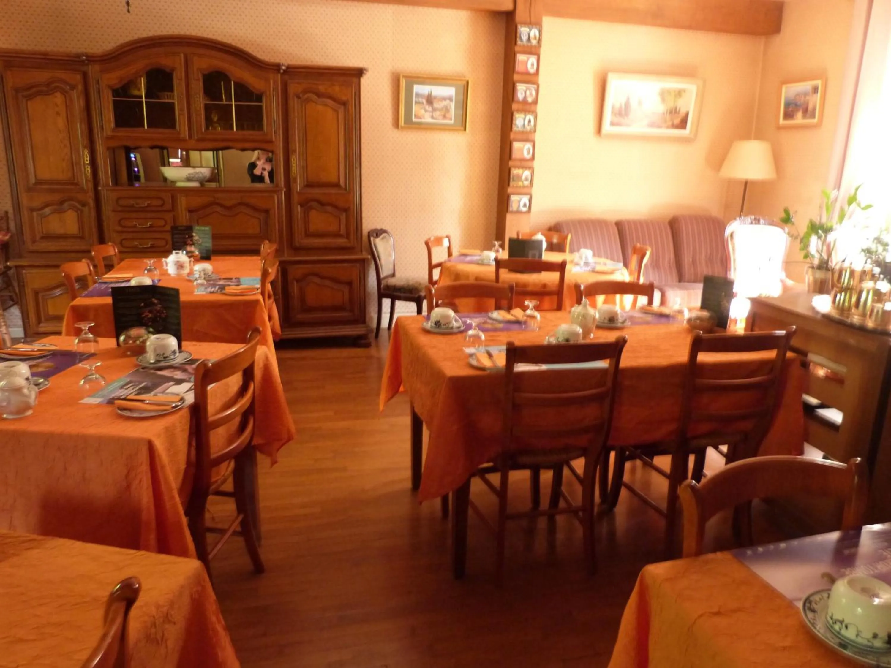 Buffet breakfast in Relais d'Auvergne