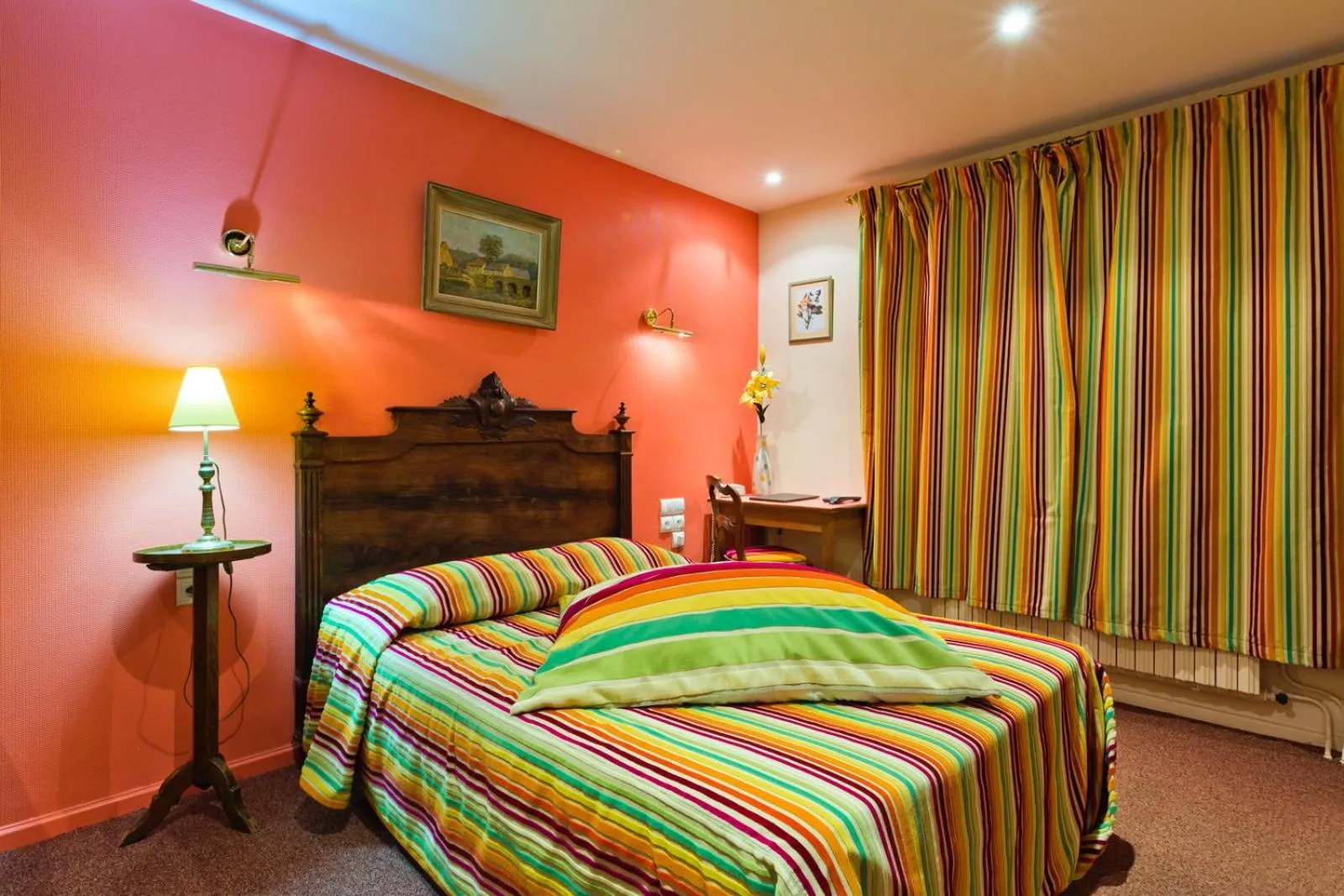 Bed in Relais d'Auvergne