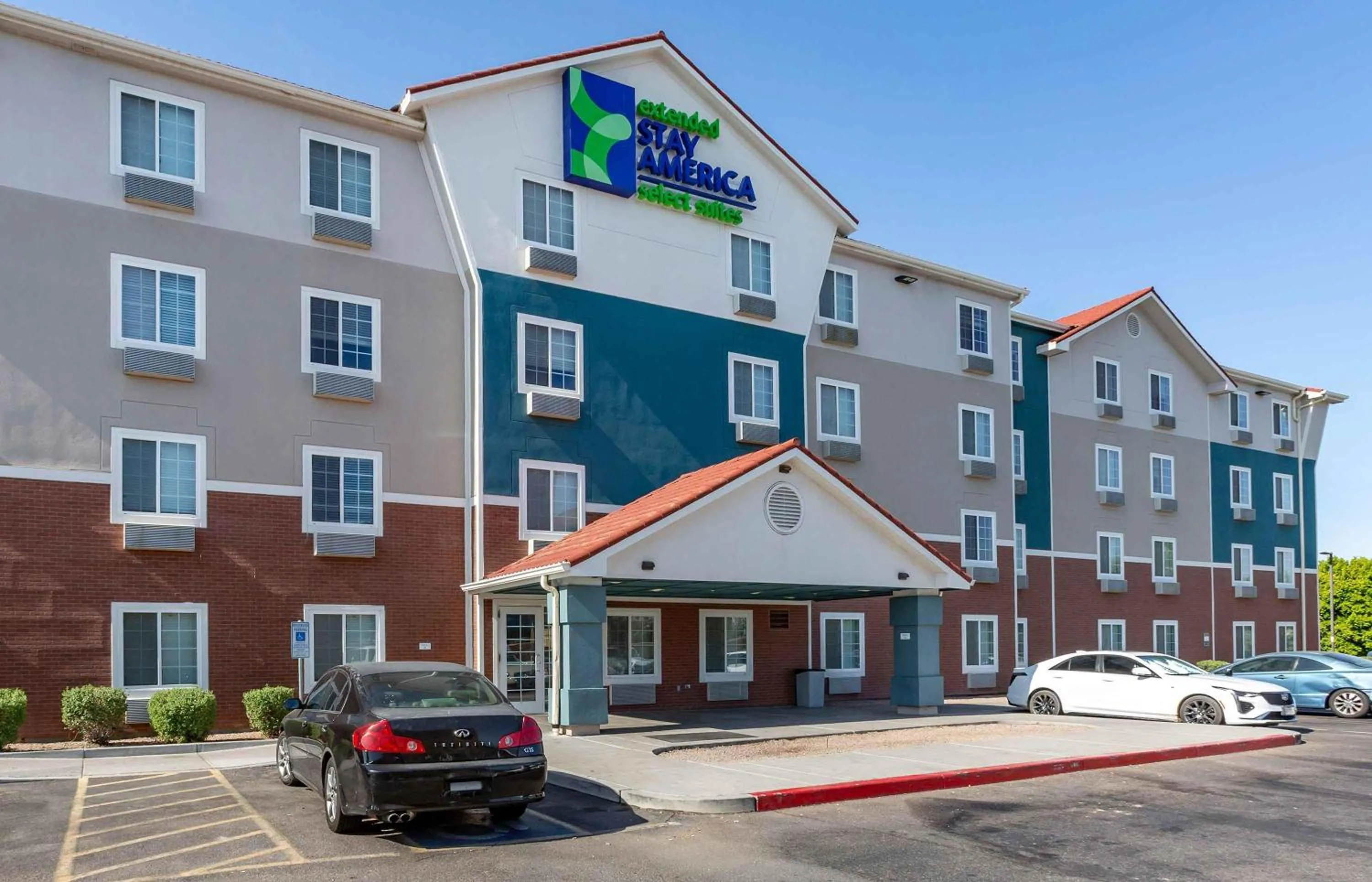 Property building in Extended Stay America Select Suites - Phoenix - North