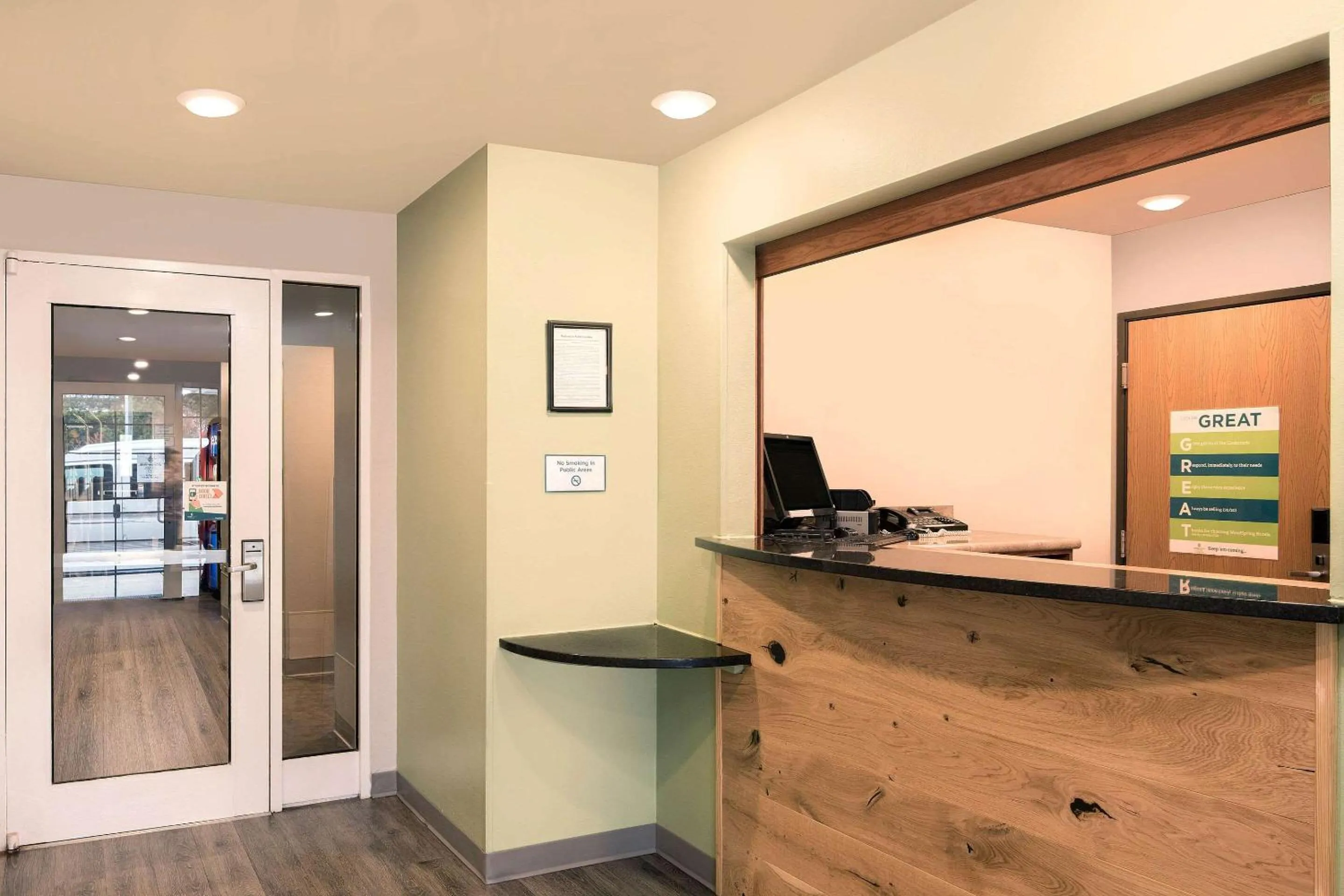 Lobby or reception in WoodSpring Suites Raleigh Apex