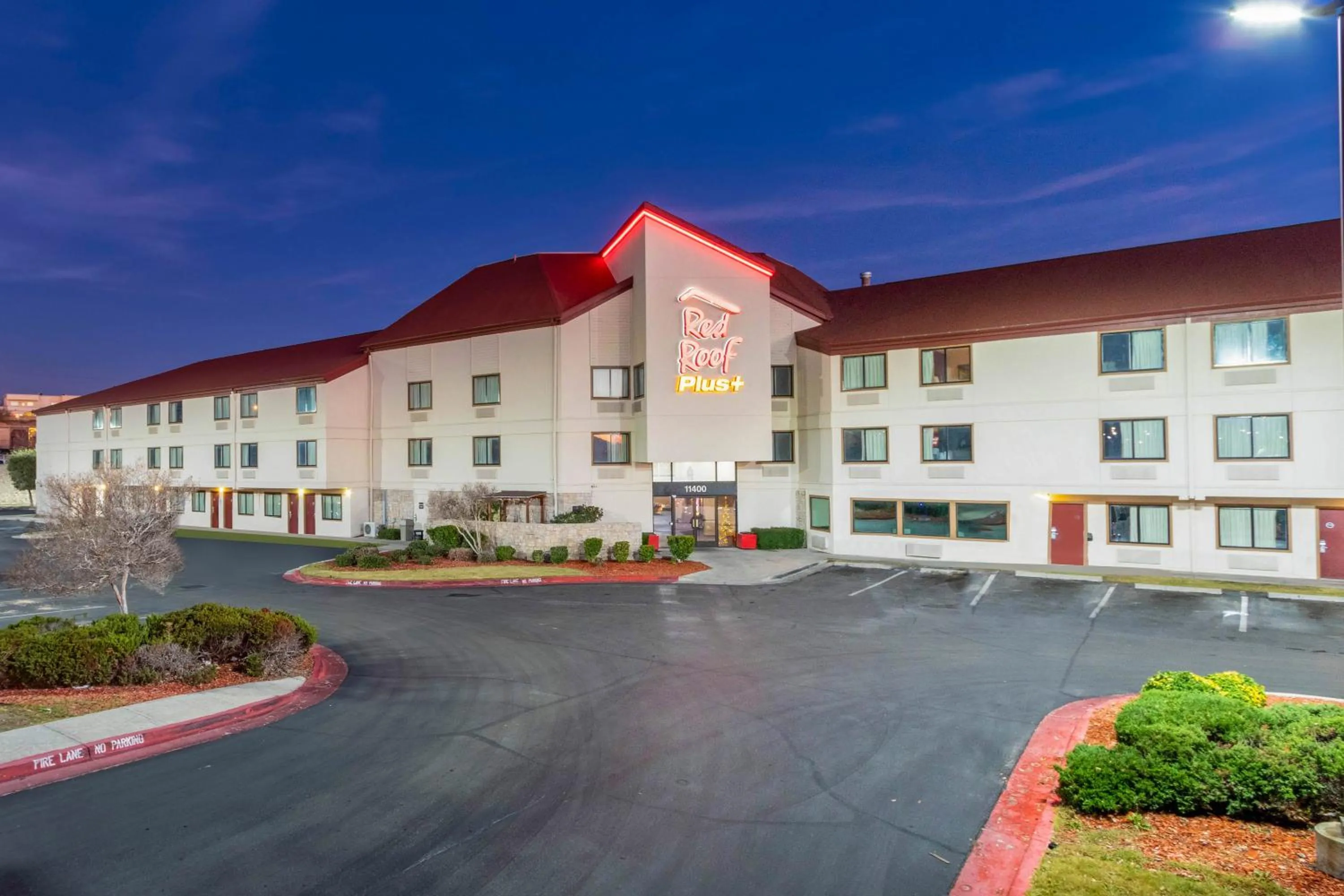 Property building in Red Roof Inn PLUS+ El Paso East