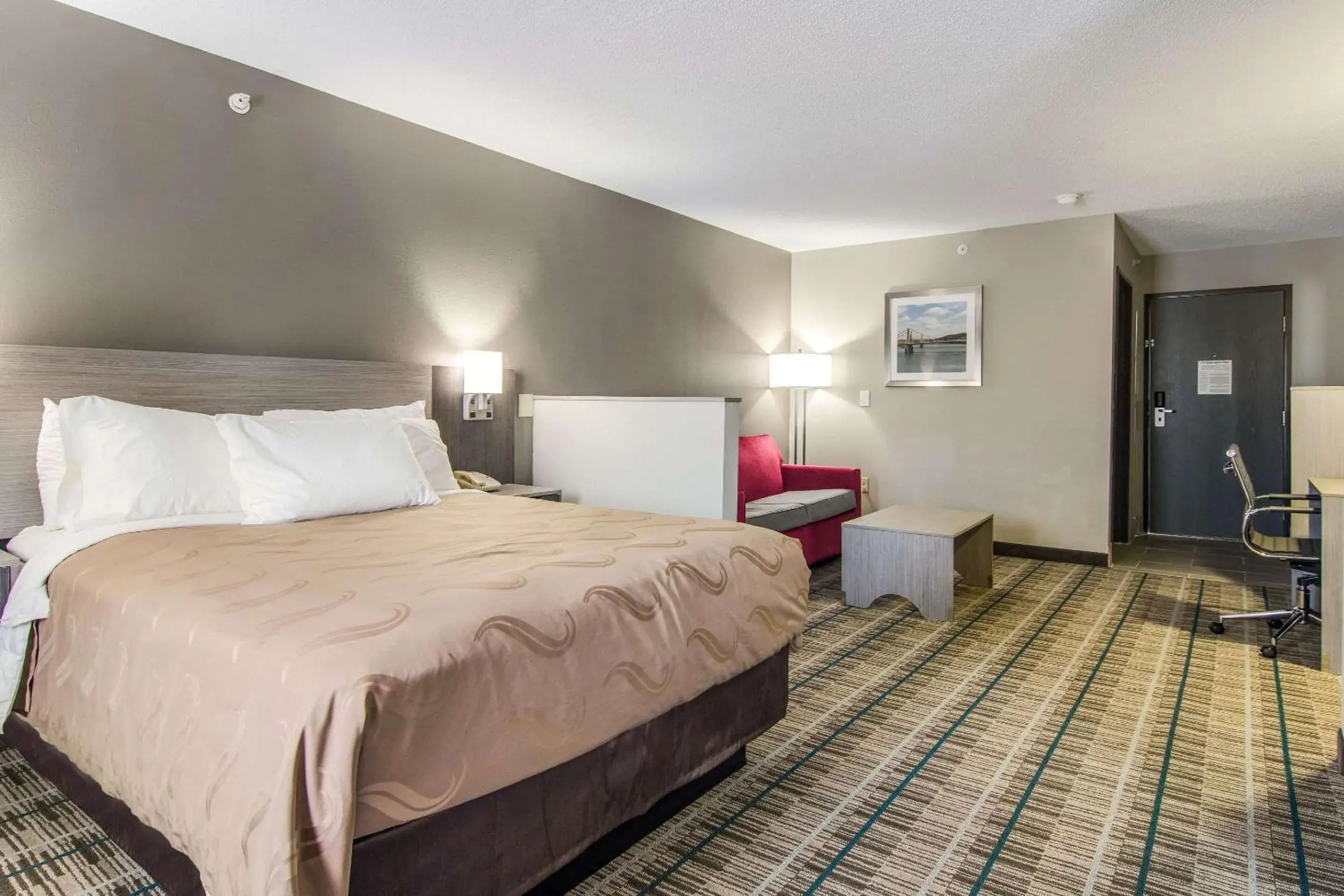 Efficiency King Suite - Non-Smoking in Quality Inn & Suites Grove City-Outlet Mall Efficiency King Suite - Non-Smoking in Quality Inn & Suites Grove City-Outlet Mall