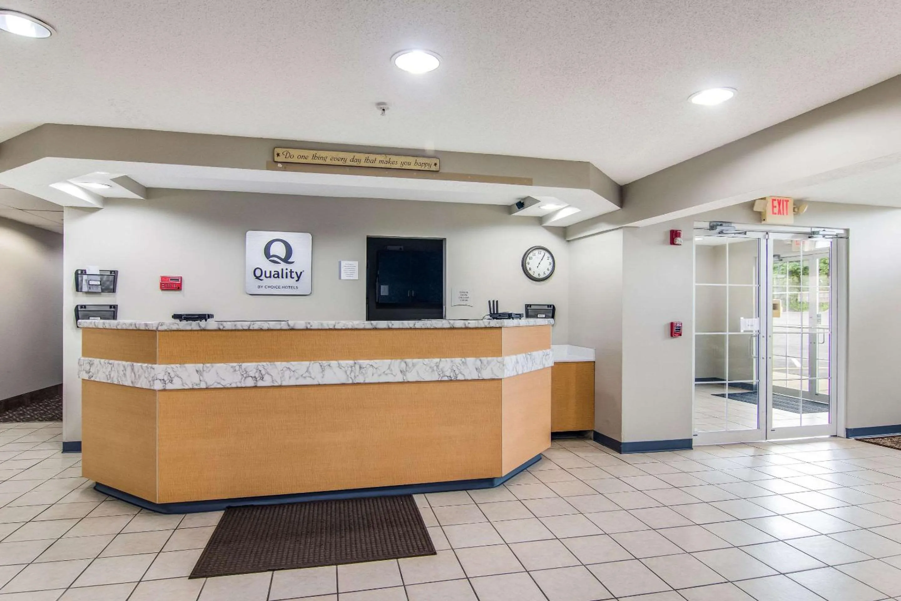 Lobby or reception in Quality Inn & Suites Grove City-Outlet Mall