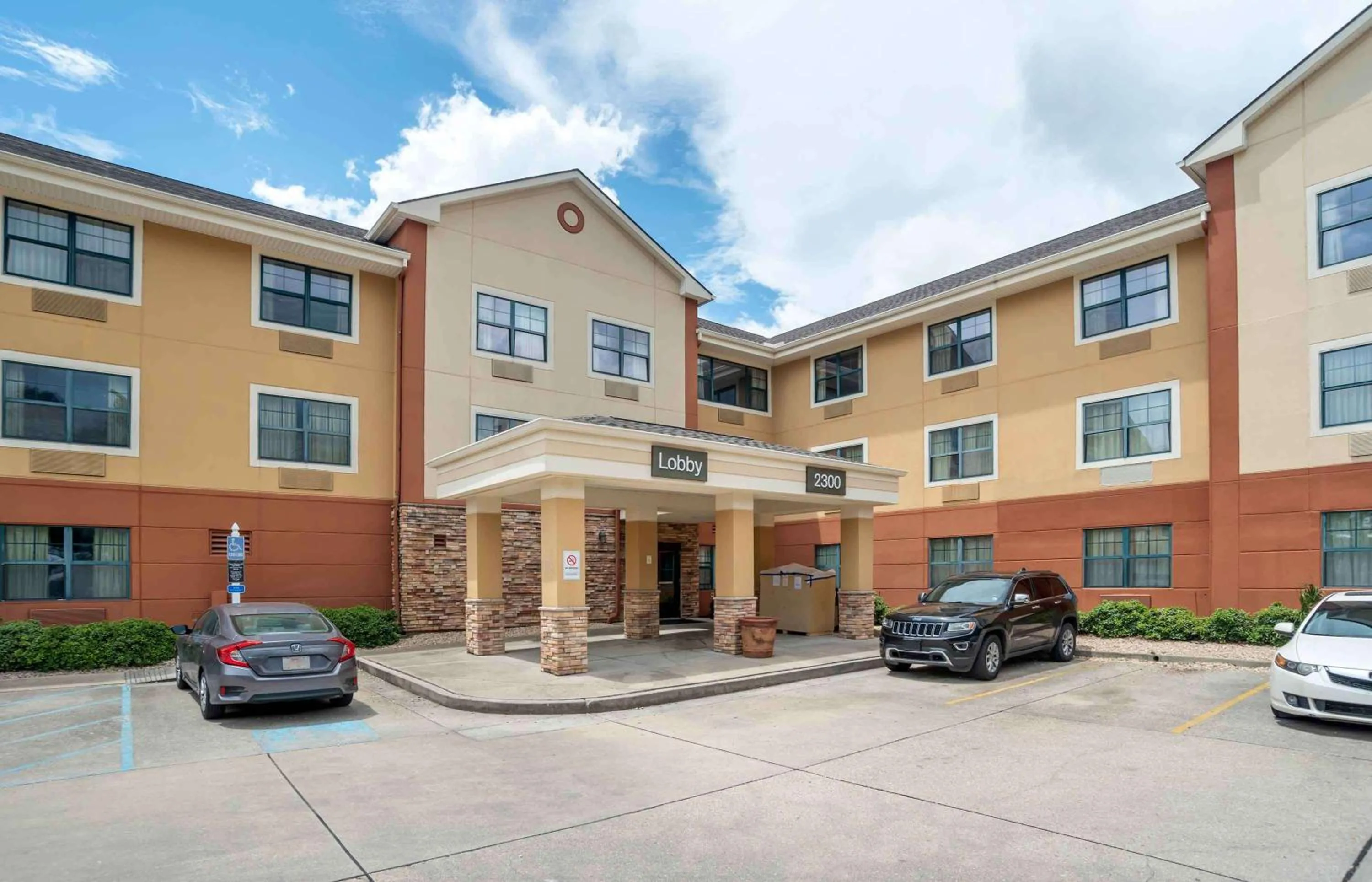 Property building in Extended Stay America Select Suites - New Orleans - Airport