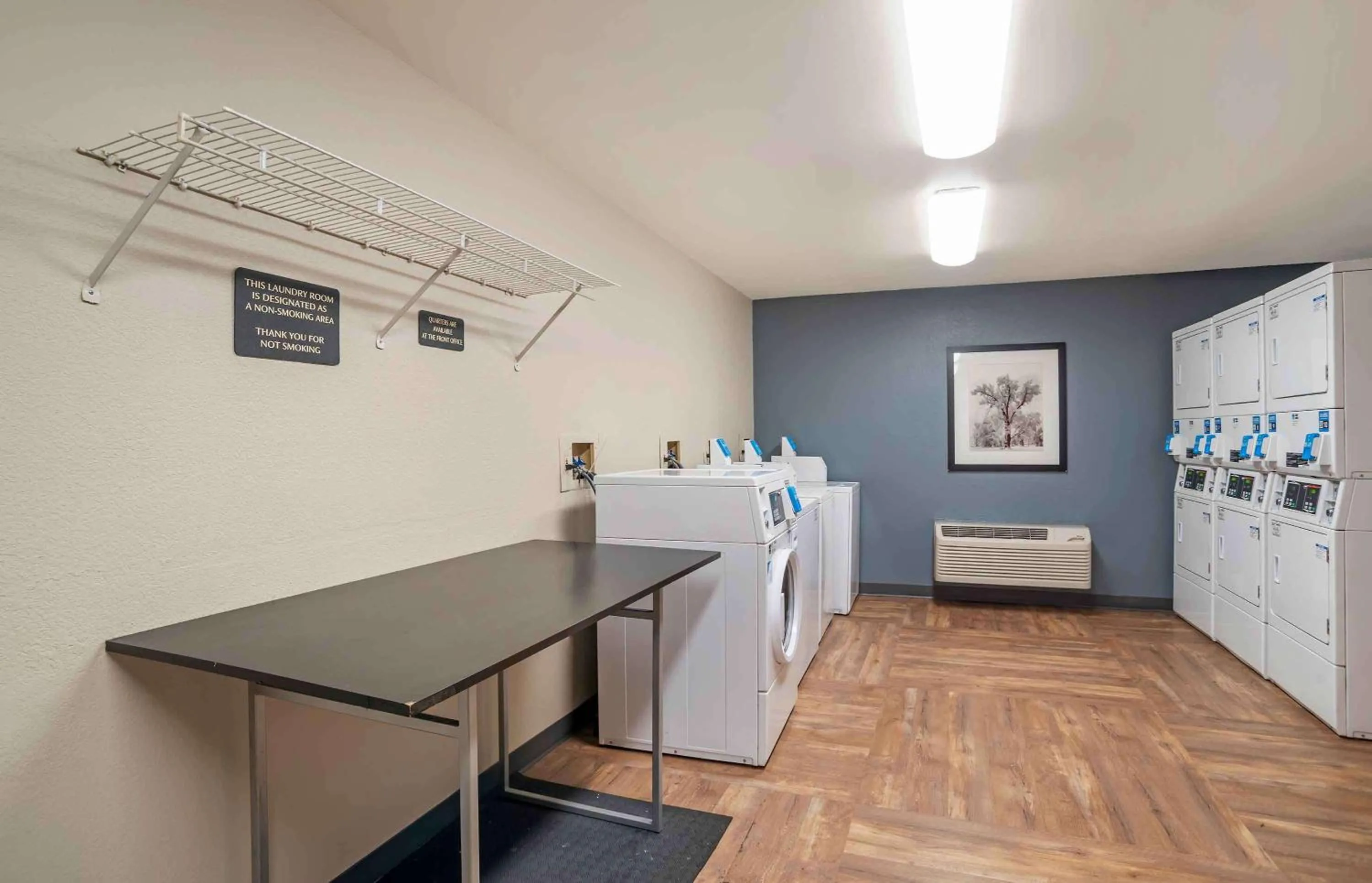 Property building in Extended Stay America Select Suites - New Orleans - Airport