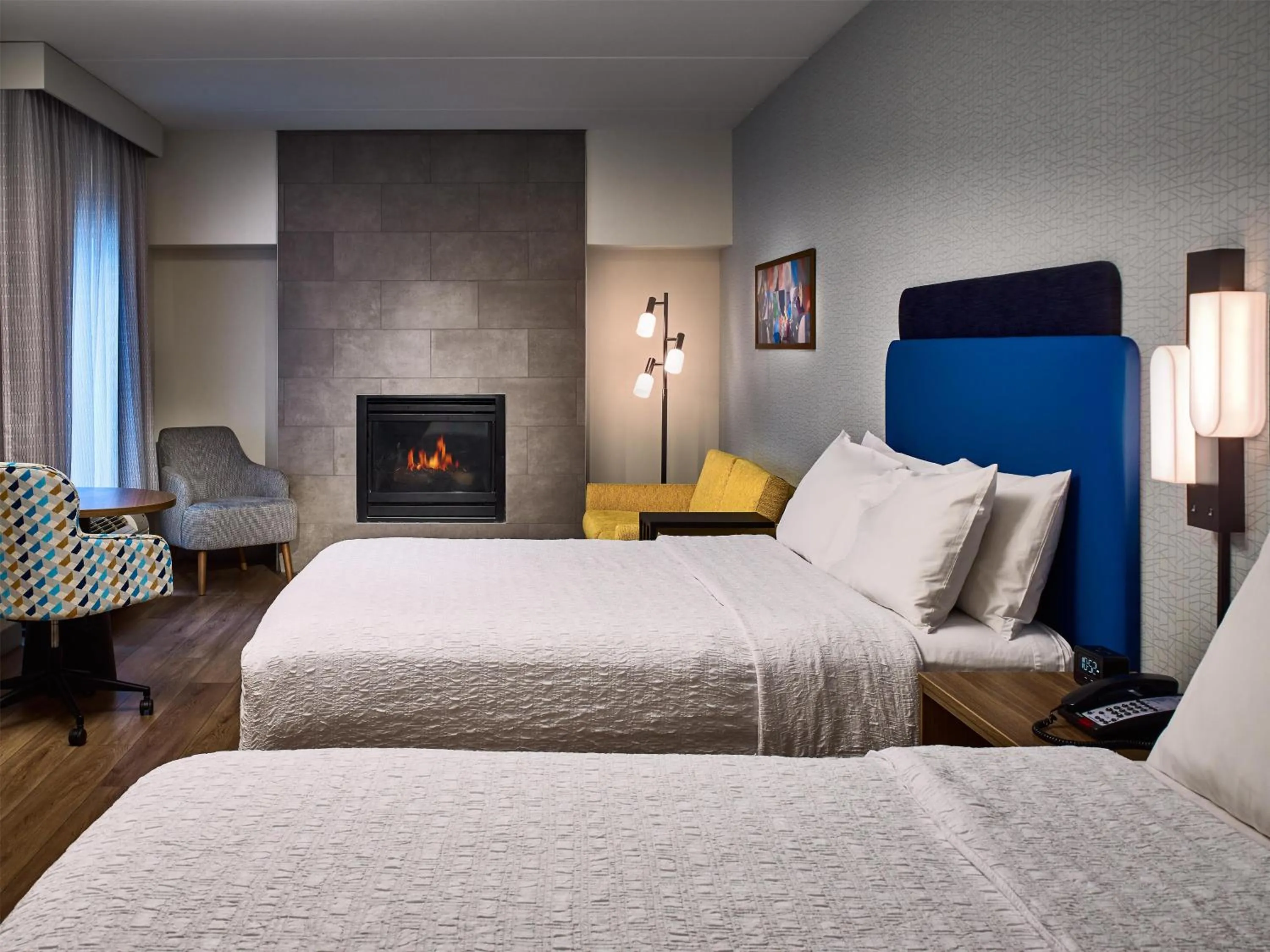 Bed in Hampton Inn Pigeon Forge