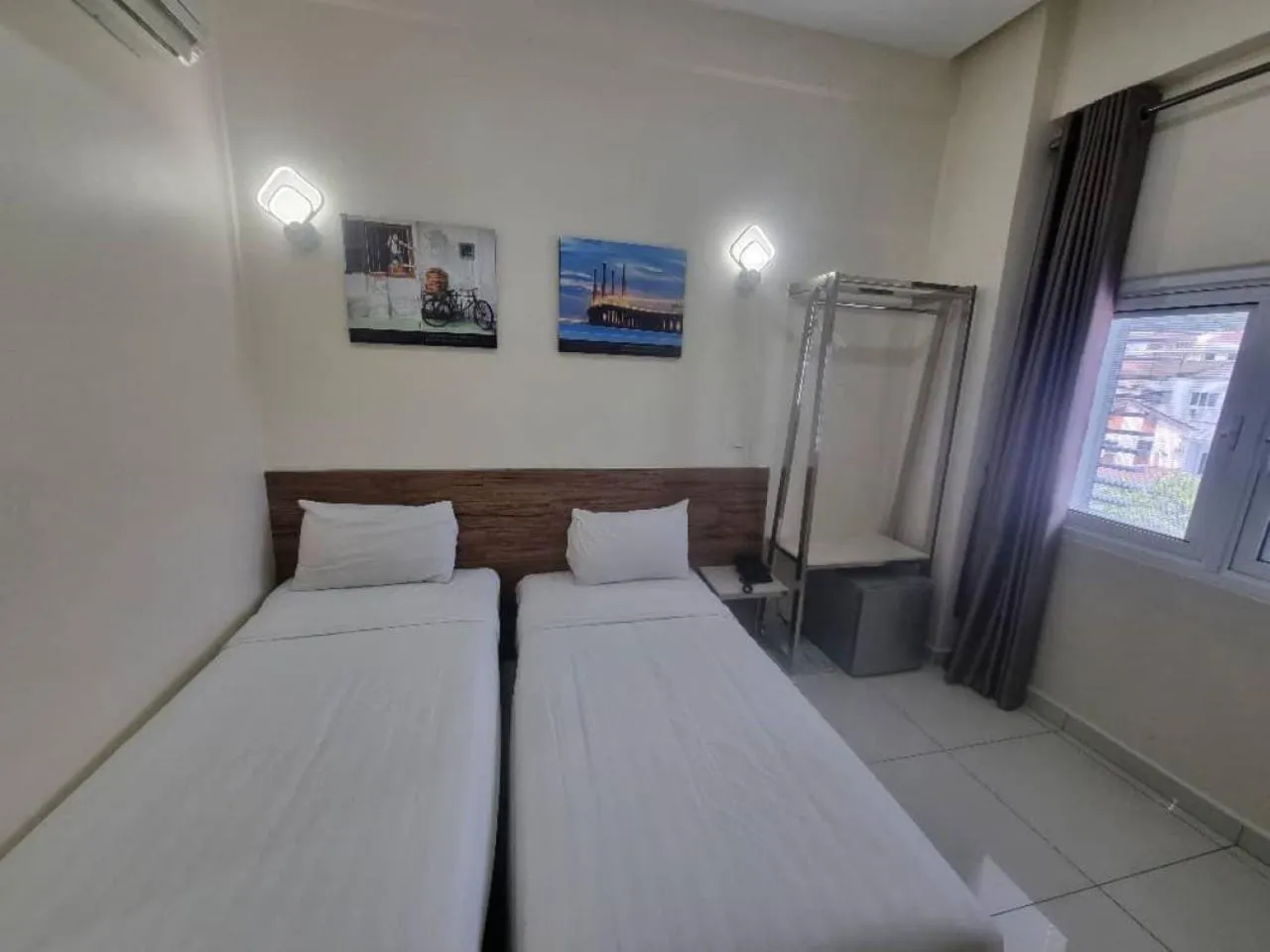 Bed in Avatel Jelutong