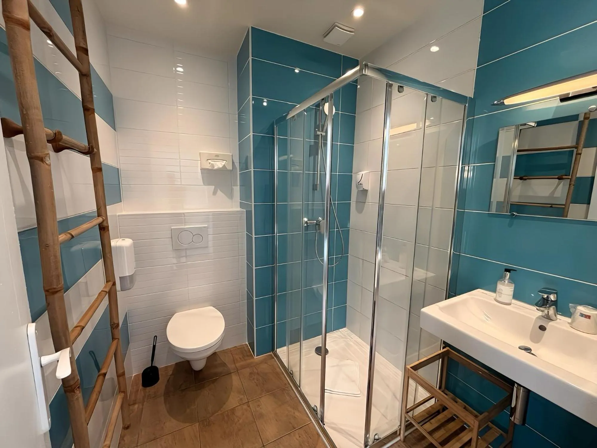 Bathroom in Mosaikhotel