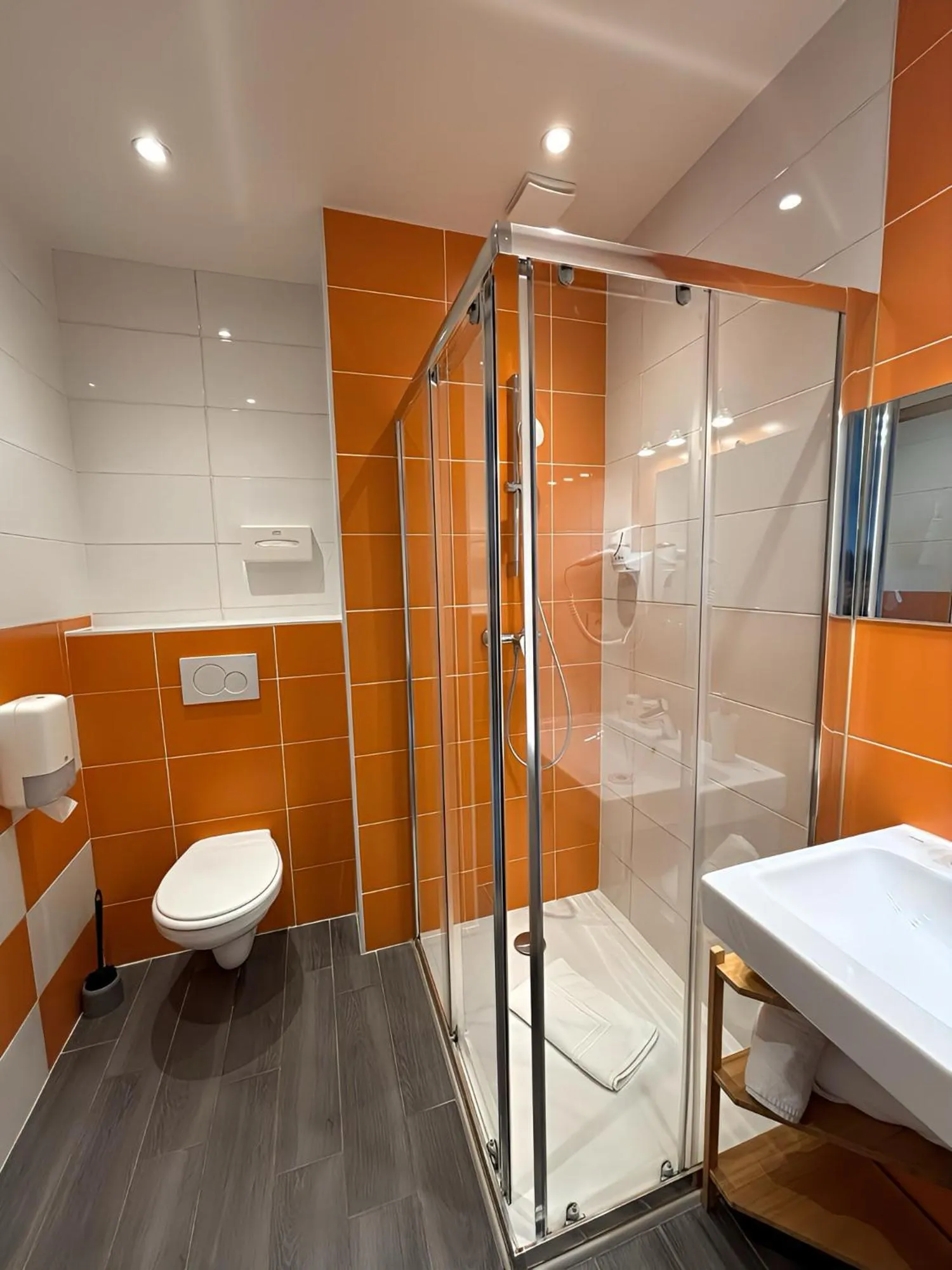 Bathroom in Mosaikhotel