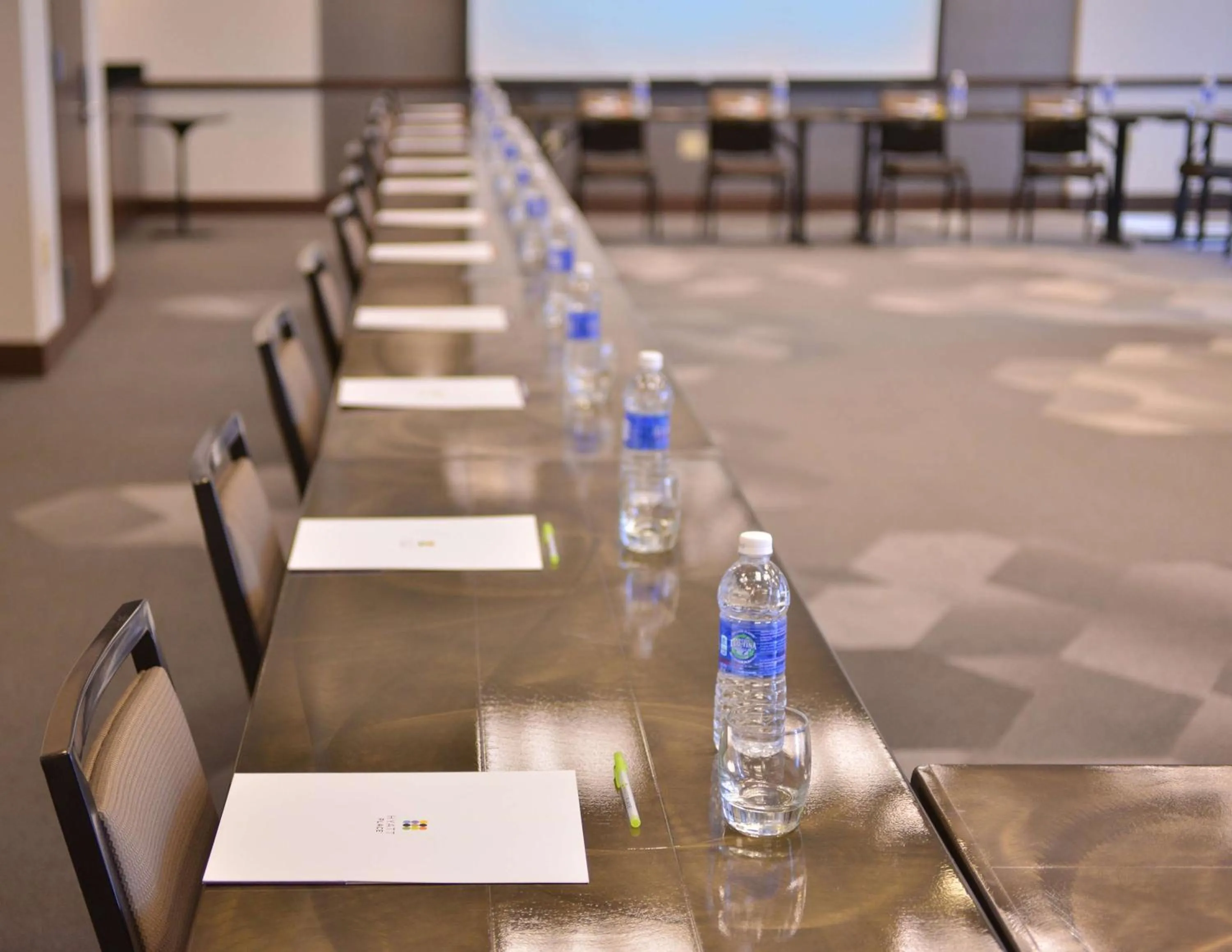 Meeting/conference room in Hyatt Place Garden City