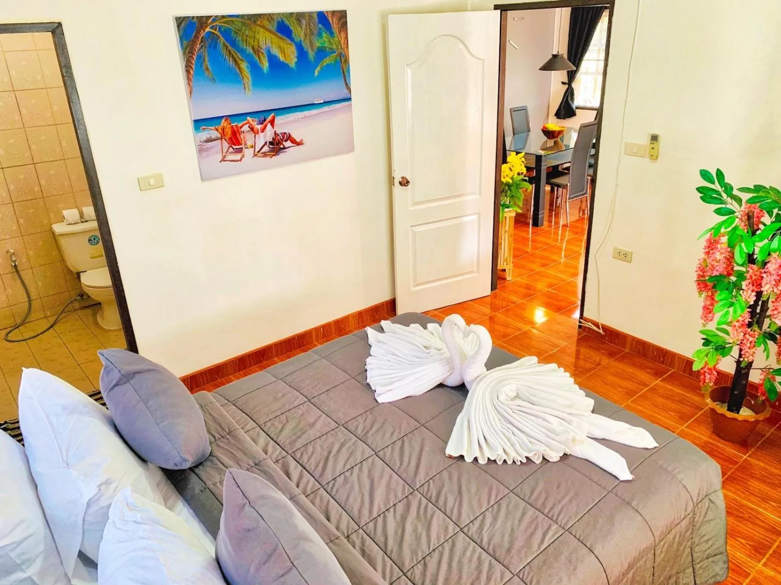 Bed in Thai Orange Villas