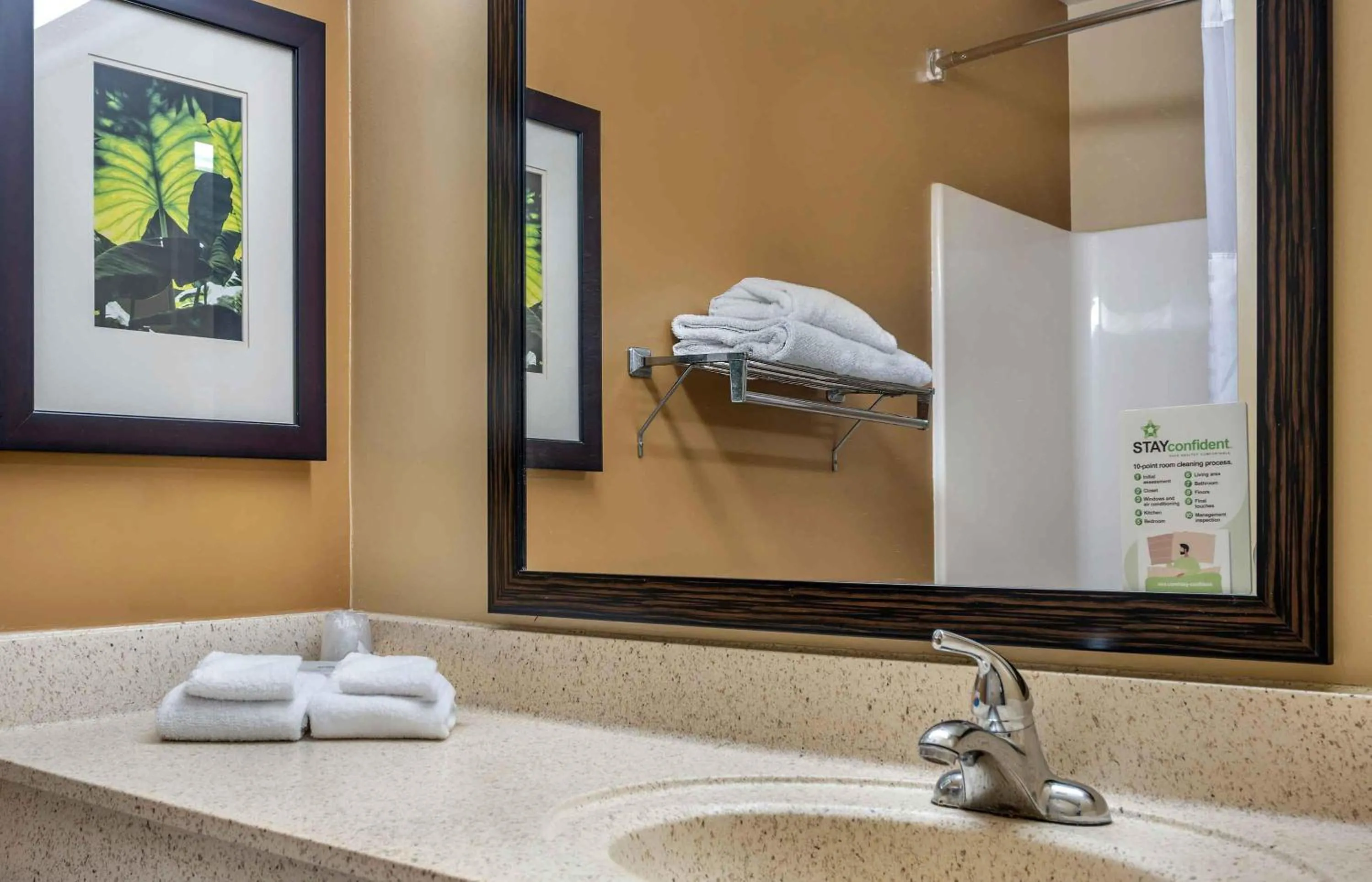 Bathroom in Extended Stay America Suites - St Louis - St Peters
