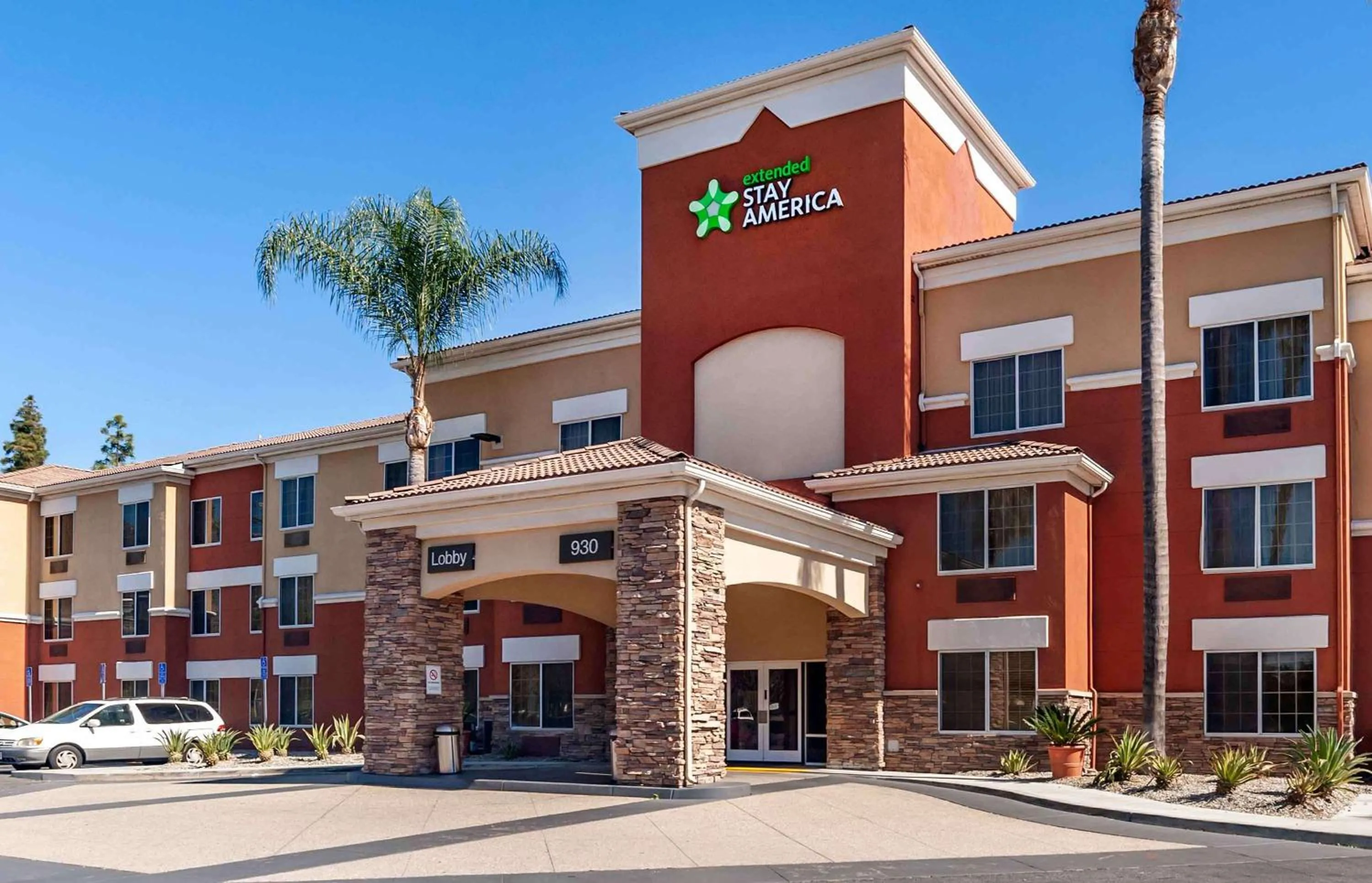 Property building in Extended Stay America Suites - Los Angeles - Monrovia