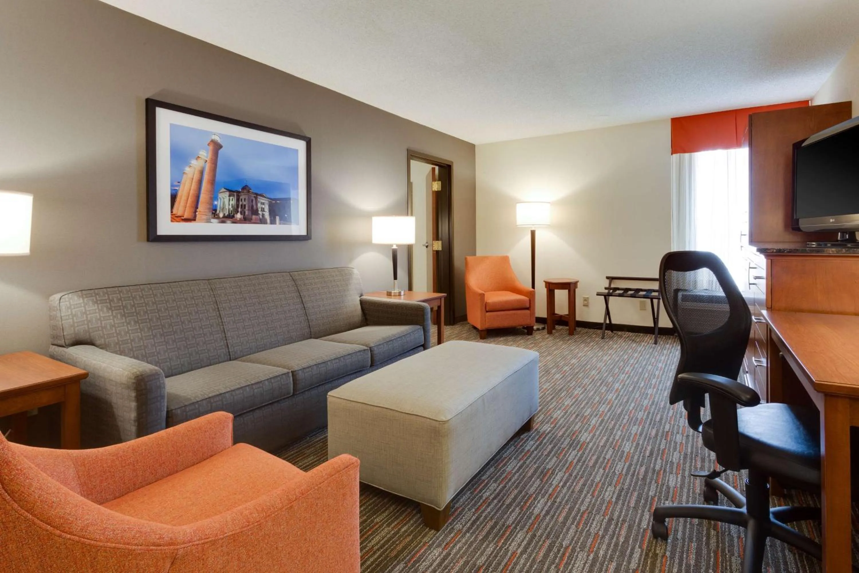 Living room in Drury Inn & Suites Columbia Stadium Boulevard