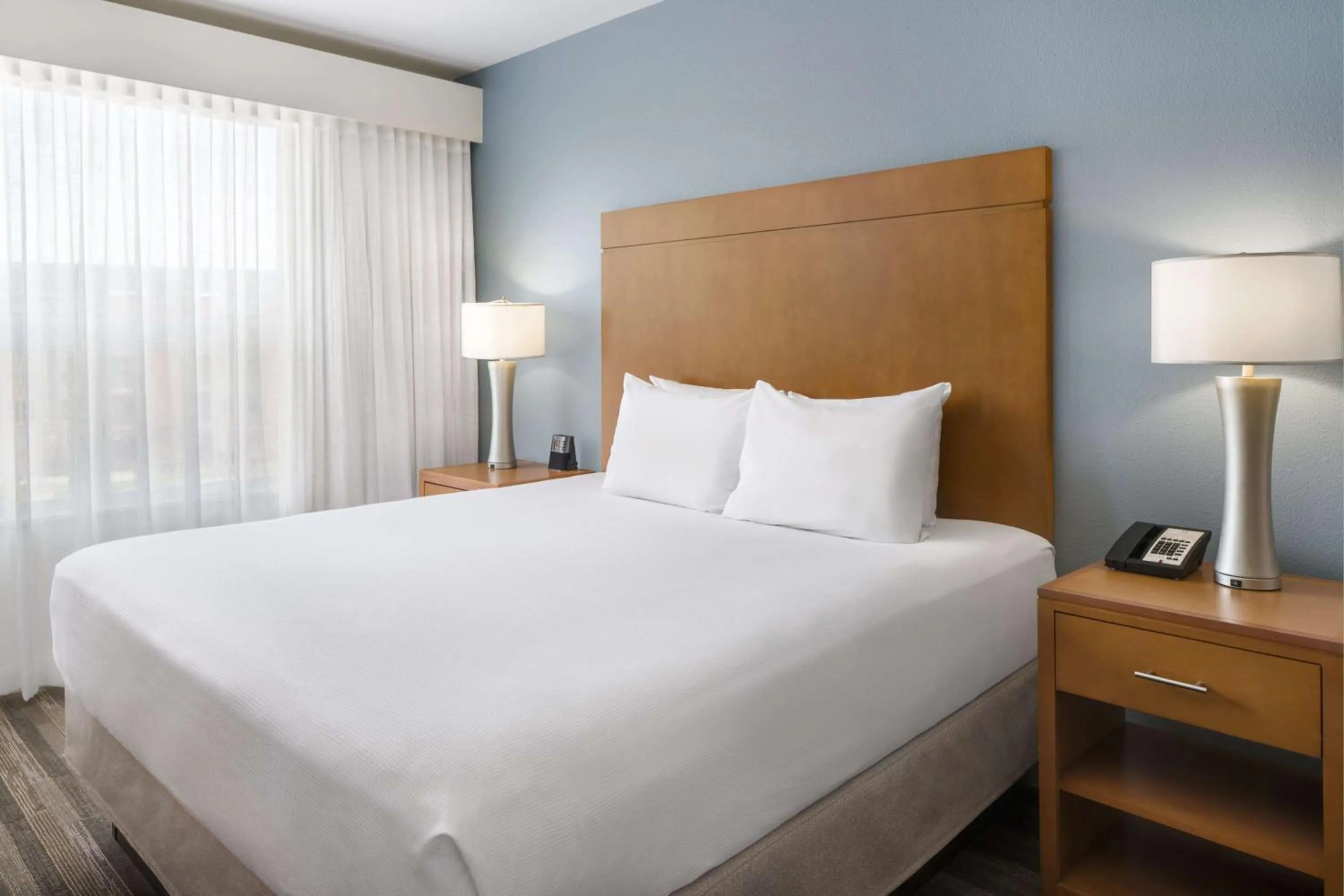 Photo of the whole room, Bed in Hyatt House Boulder/Broomfield