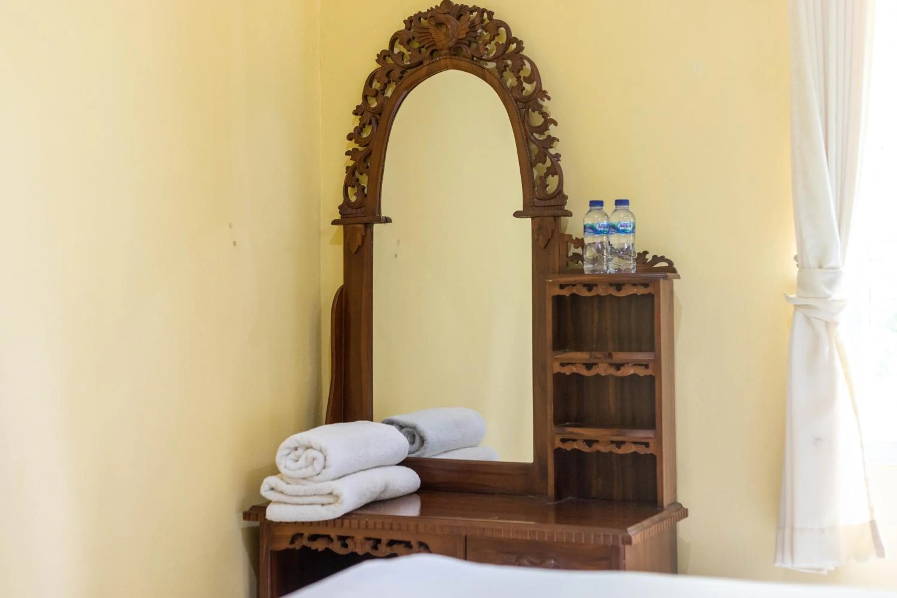 towels in Sukawati Inn at Crystal Bay