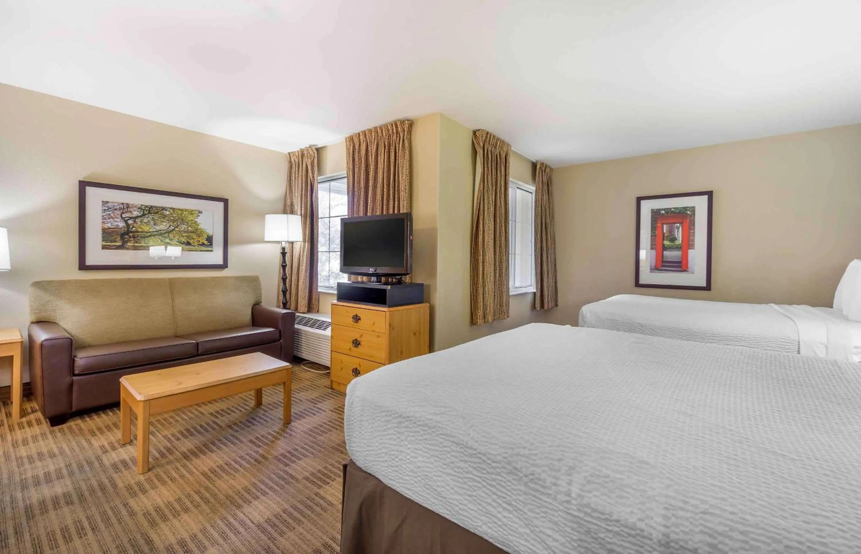 Bedroom, Bed in Extended Stay America Suites - Seattle - Bothell - Canyon Park