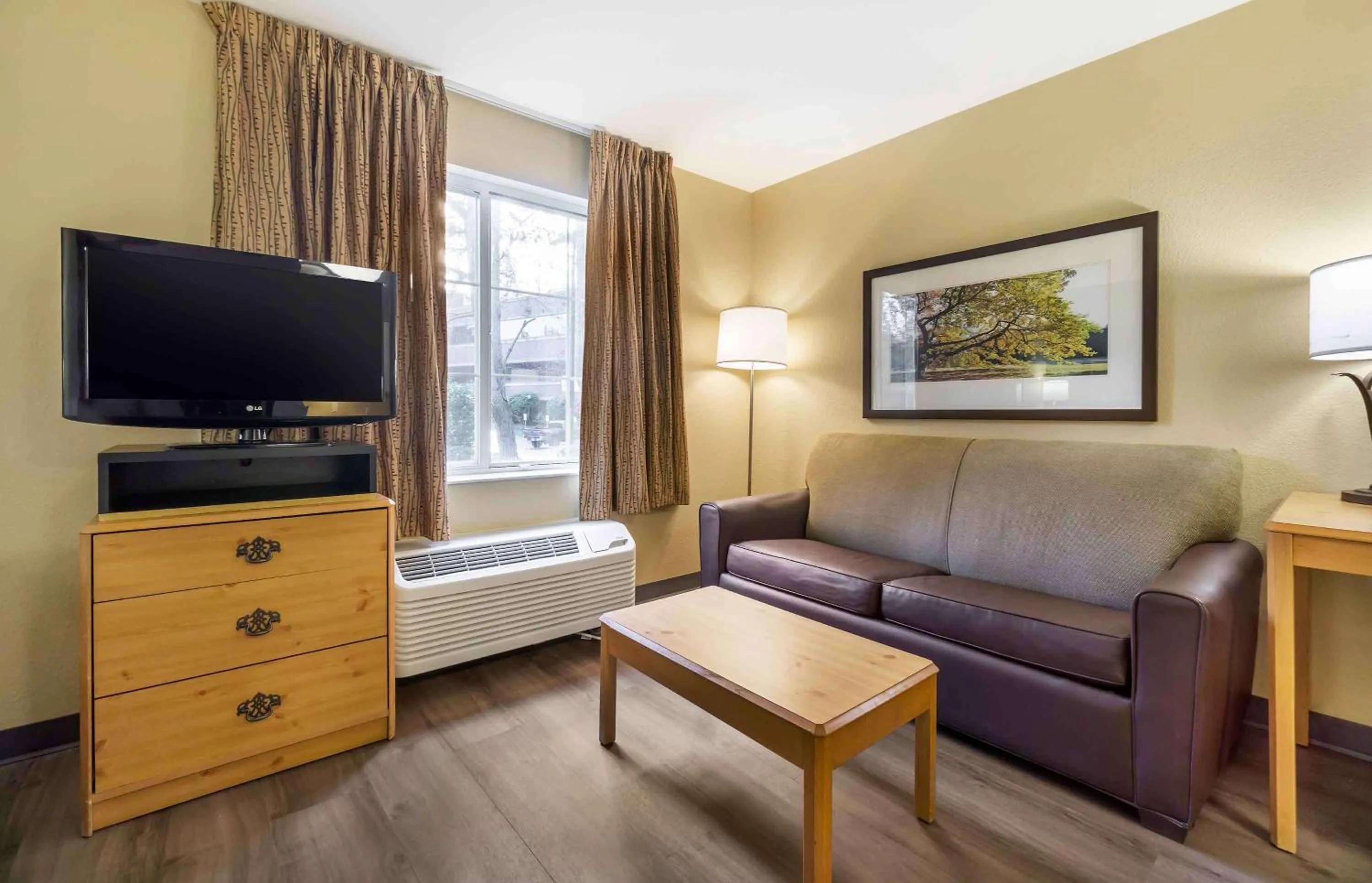 Bedroom in Extended Stay America Suites - Seattle - Bothell - Canyon Park