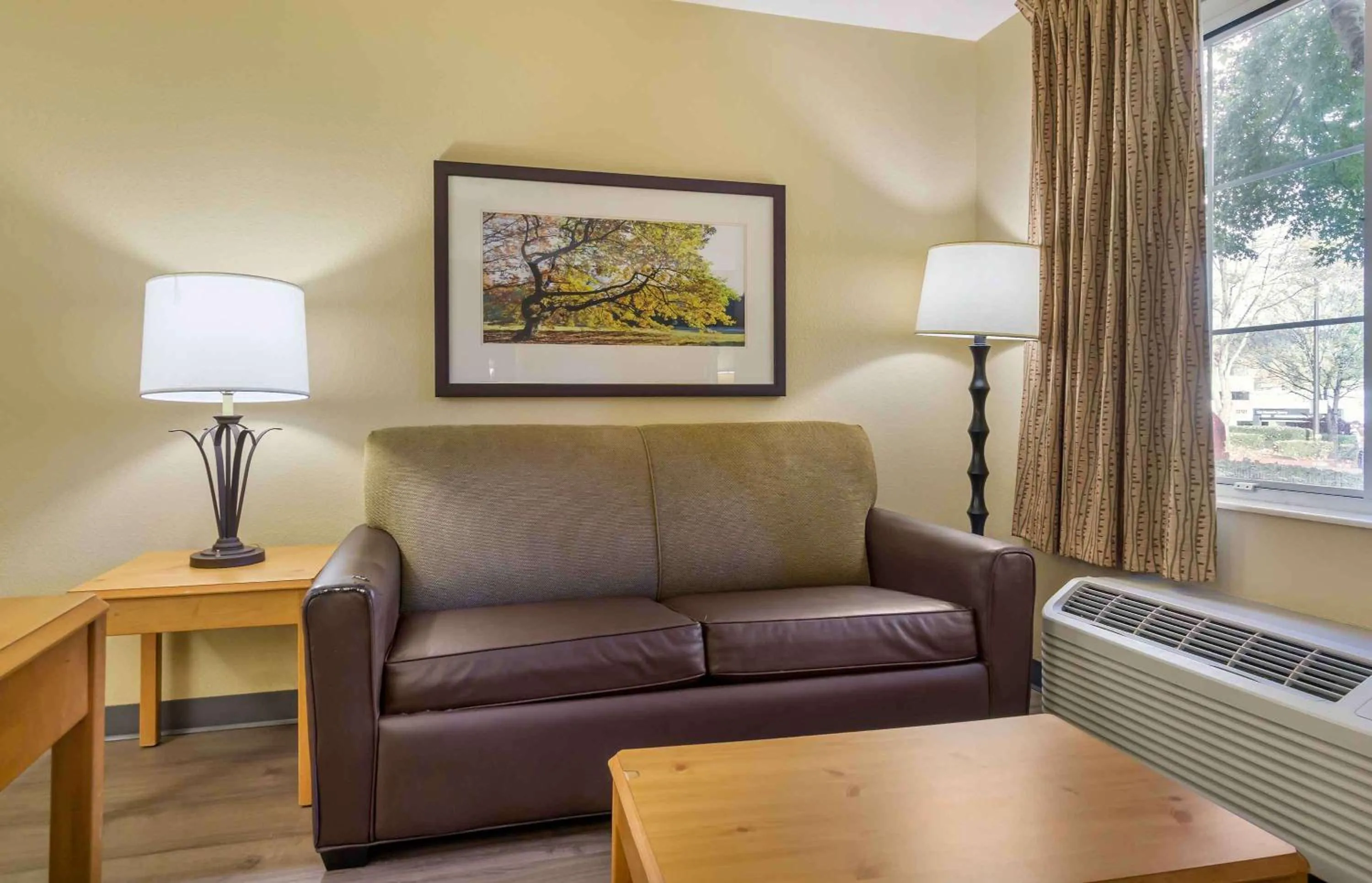 Bedroom in Extended Stay America Suites - Seattle - Bothell - Canyon Park