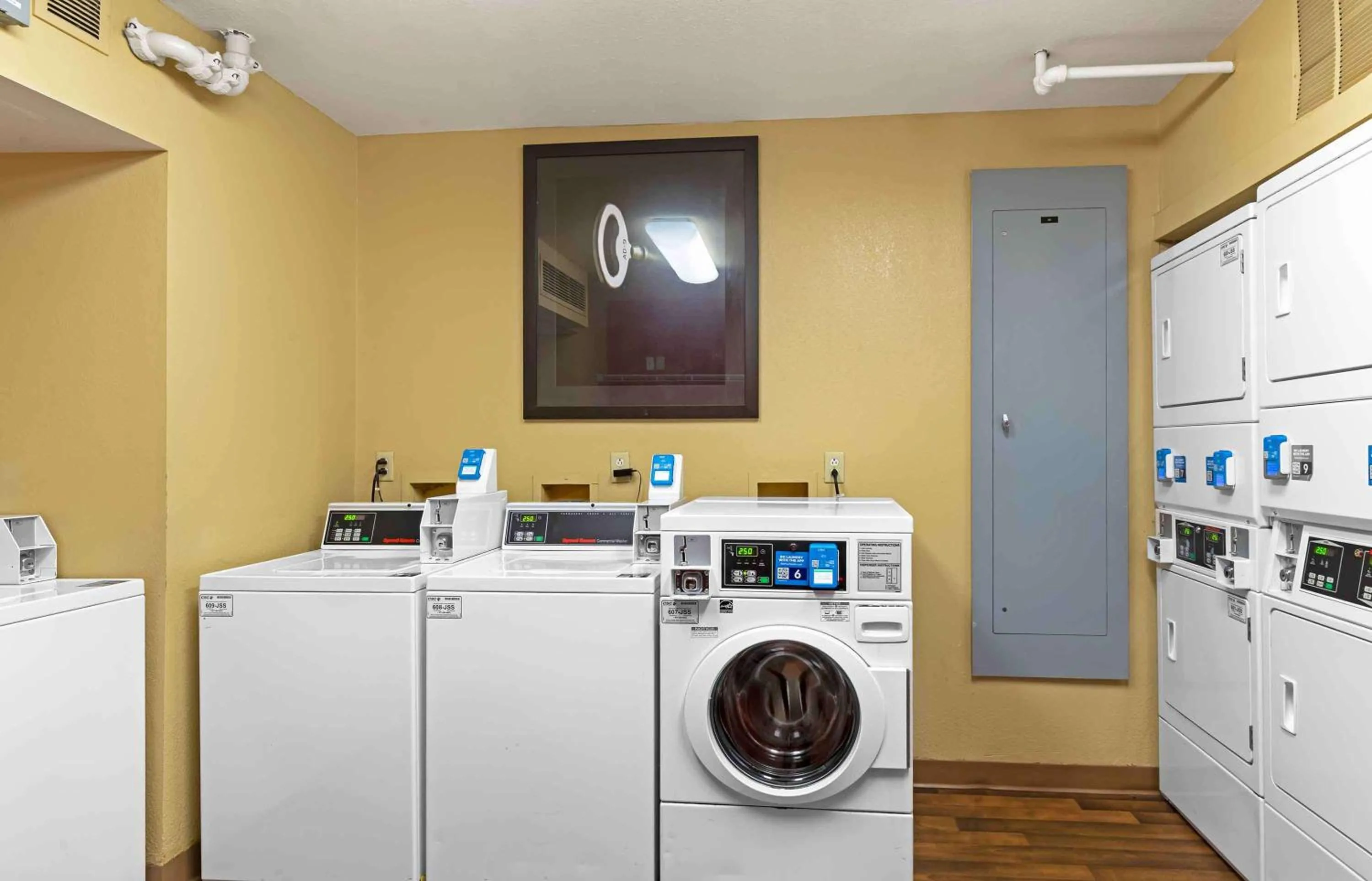 Property building in Extended Stay America Suites - North Chesterfield - Arboretum