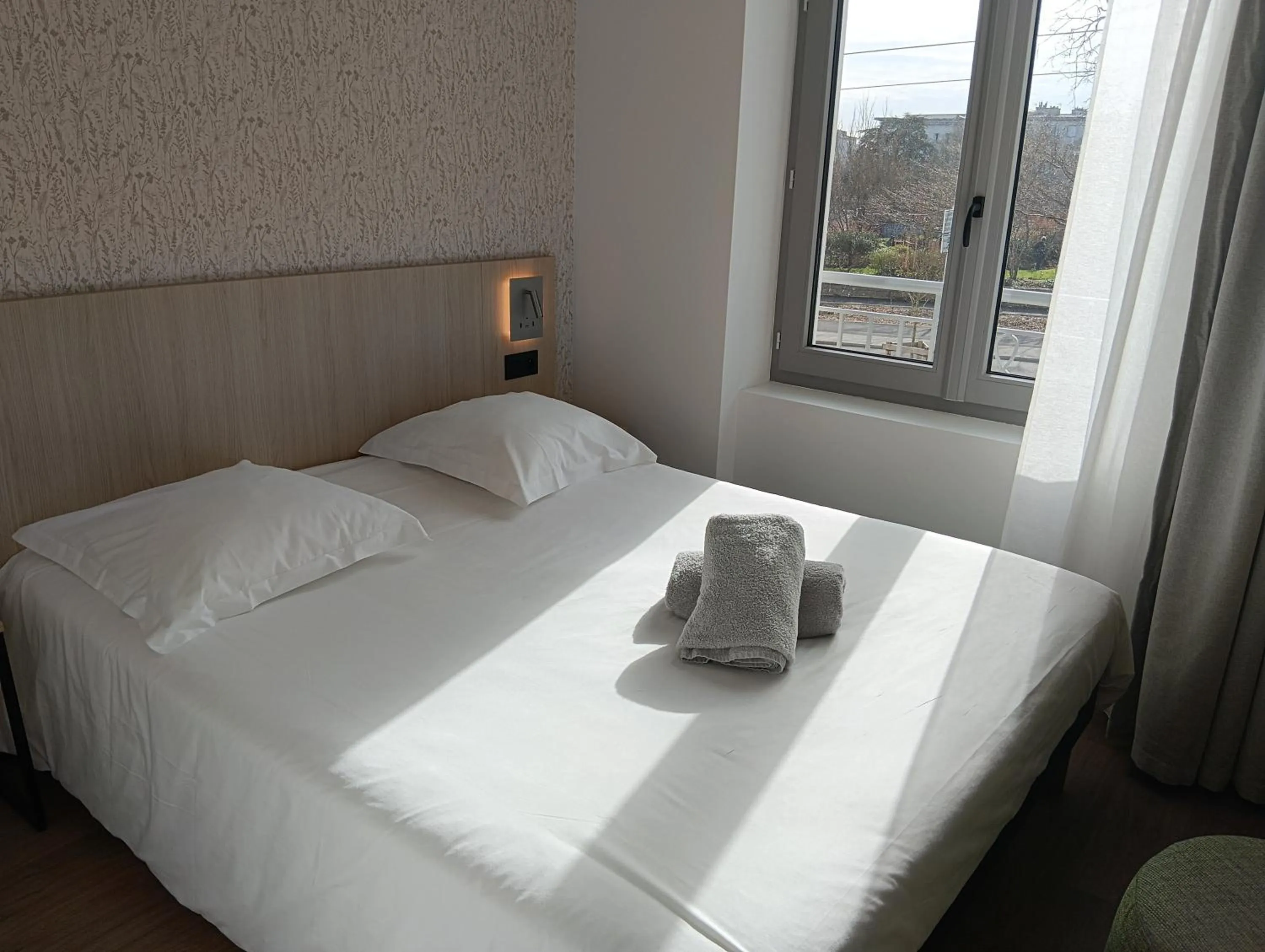 Bedroom, Bed in Abalys Hotel