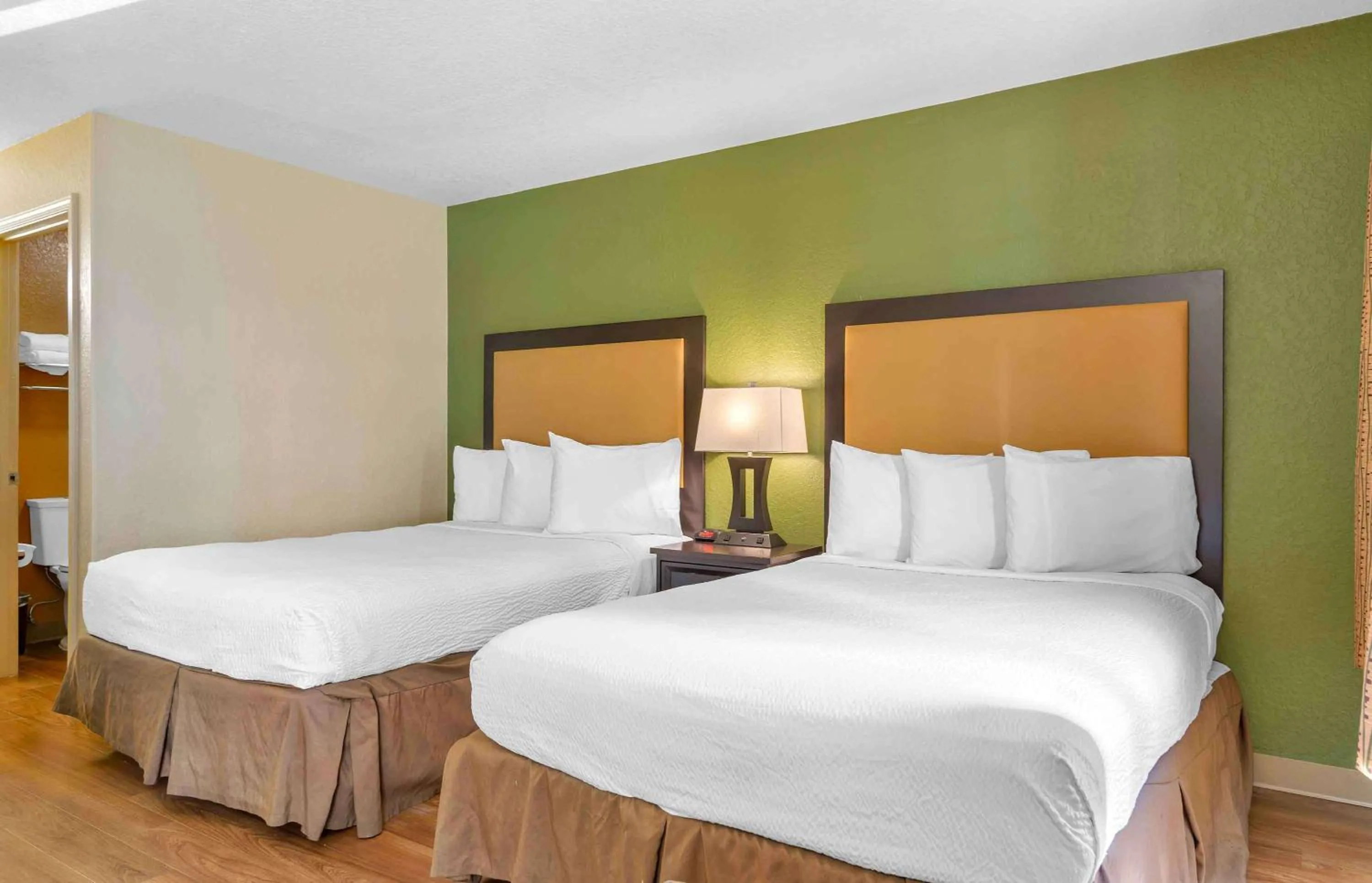 Bedroom, Bed in Extended Stay America Suites - Dallas - Plano