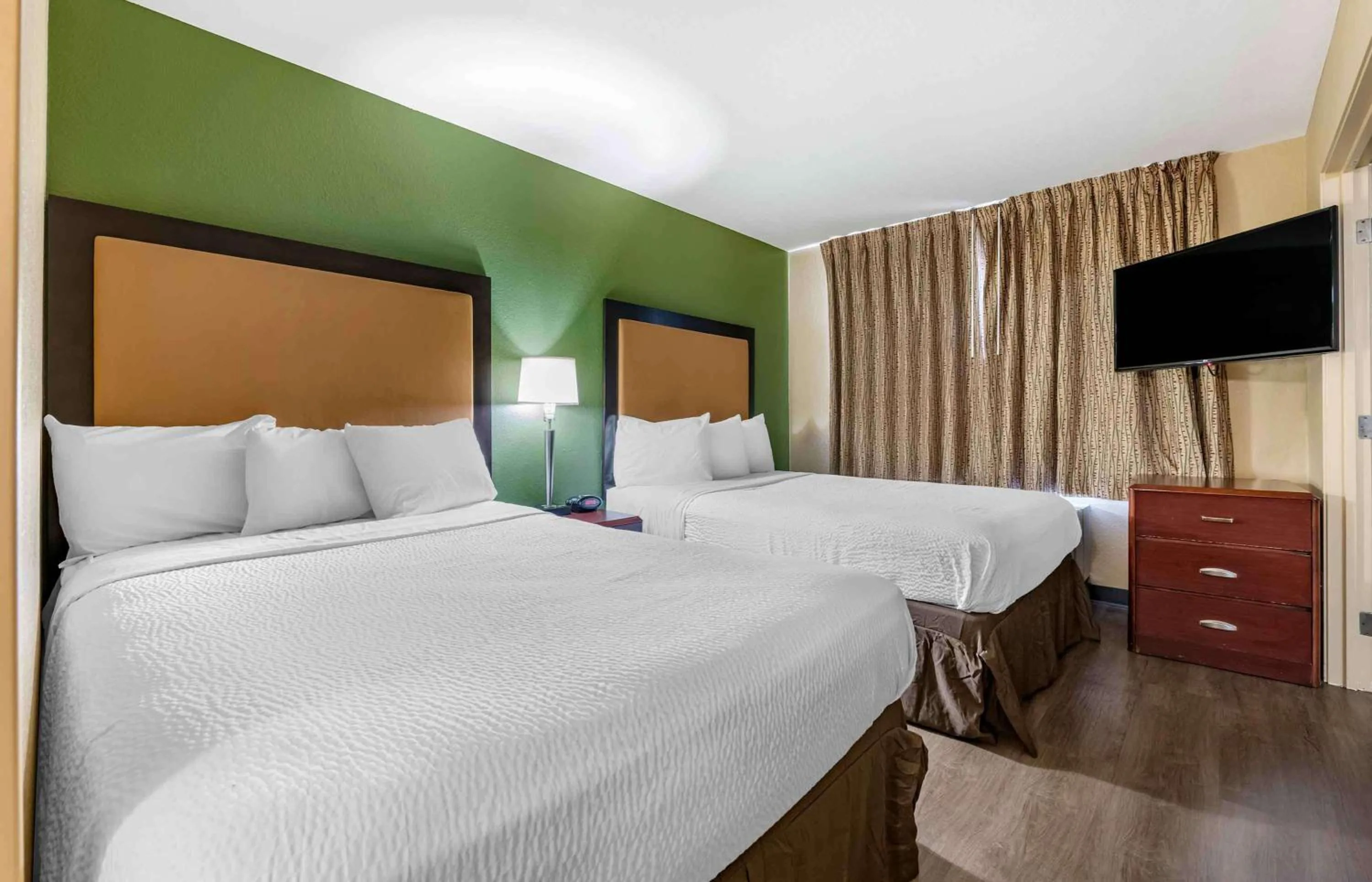 Bedroom, Bed in Extended Stay America Suites - Dallas - Plano