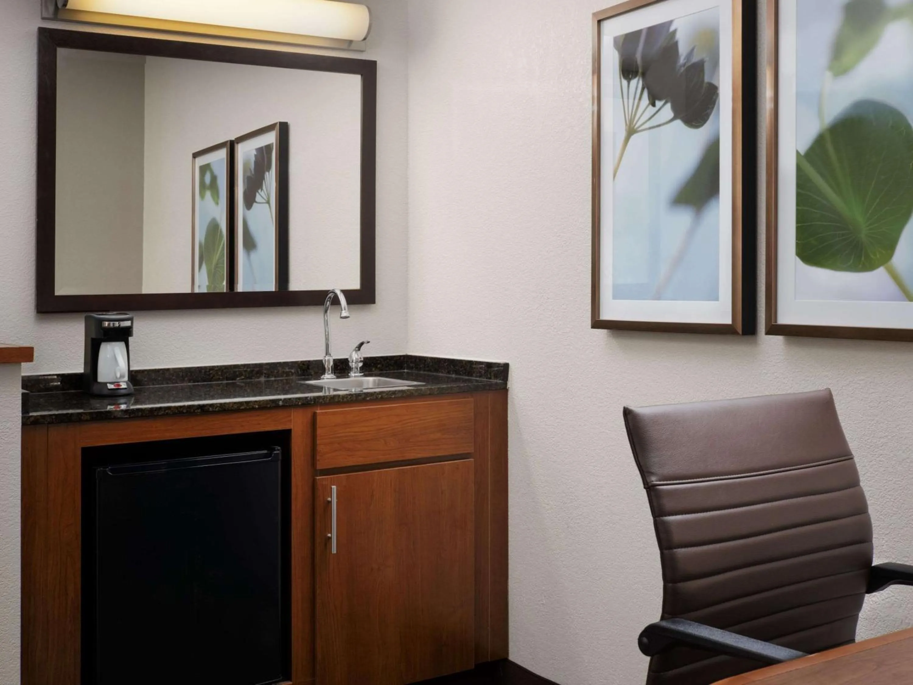 Bedroom in Hyatt Place Columbus/Dublin