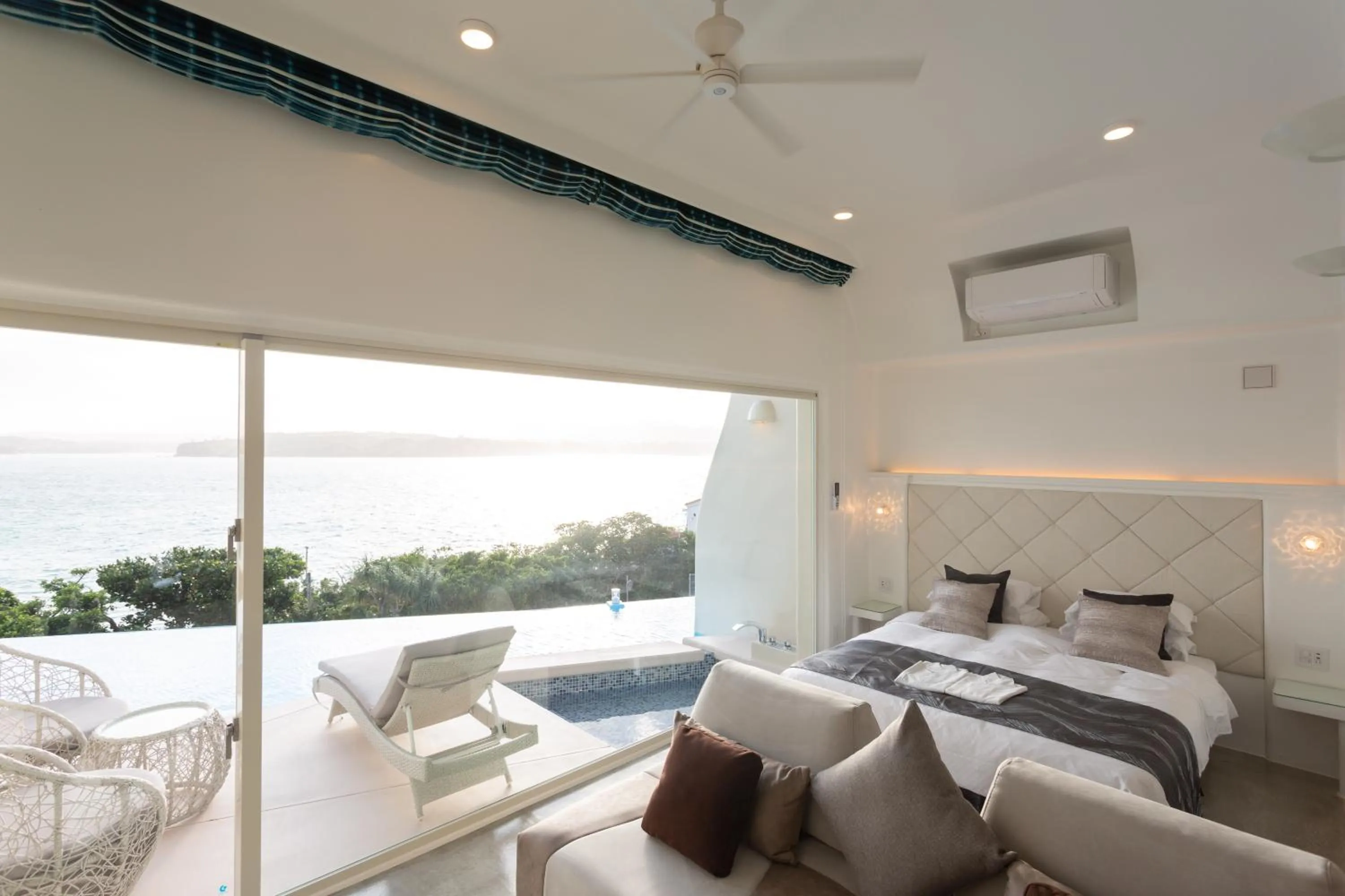 Photo of the whole room in Yuki Suite Kourijima