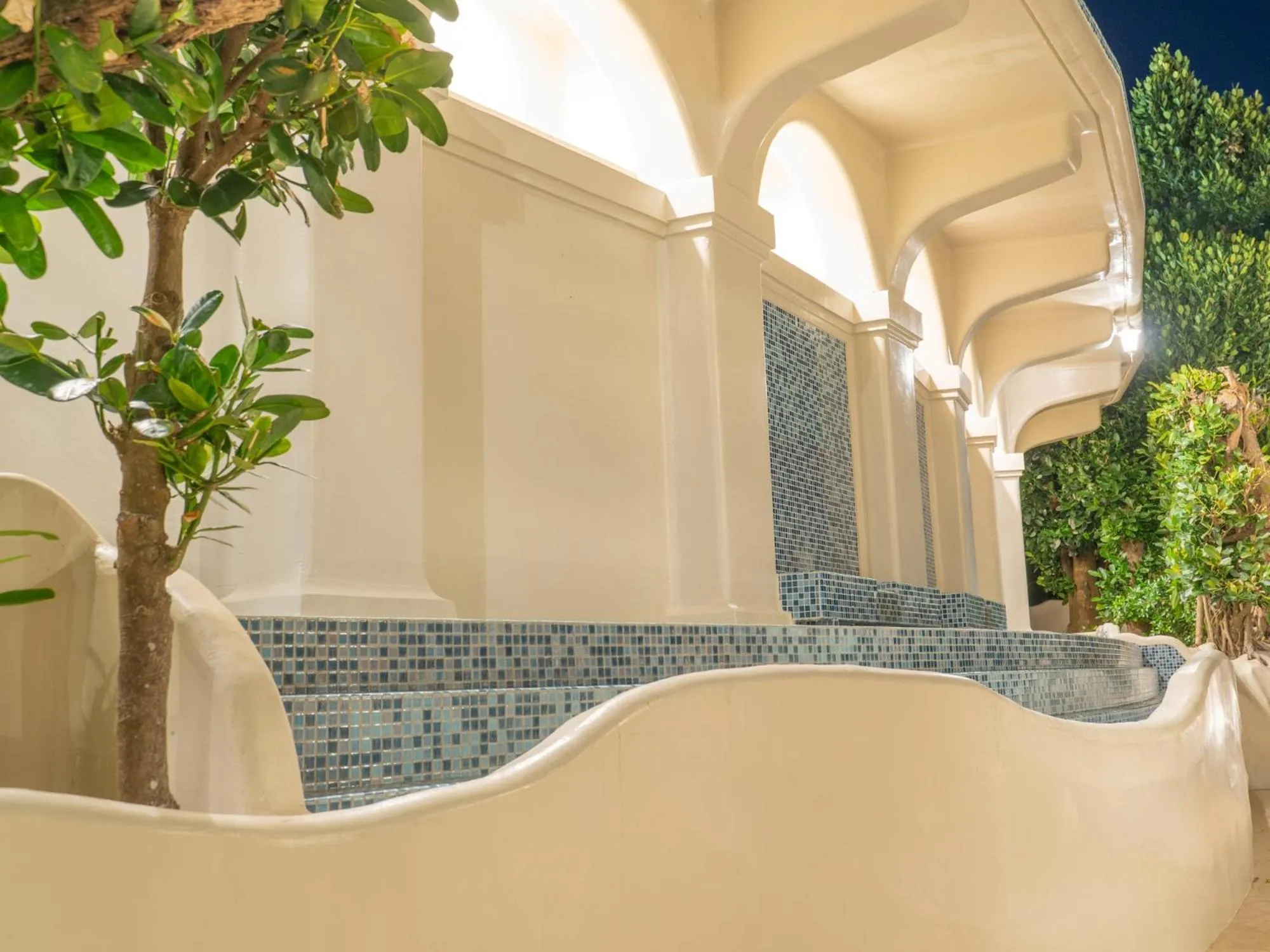 Property building in Yuki Suite Kourijima