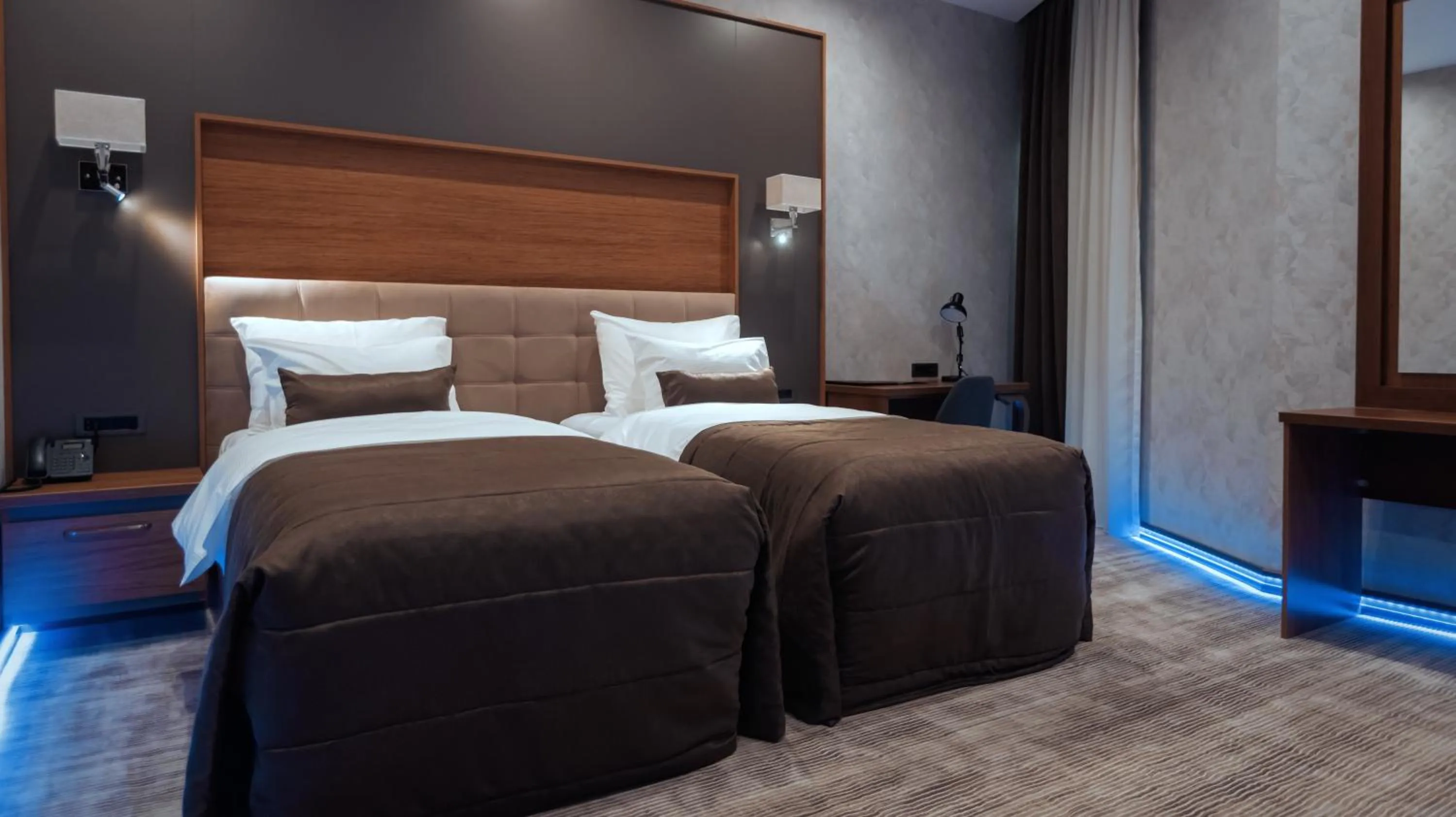 Bed in Midtown Hotel Baku