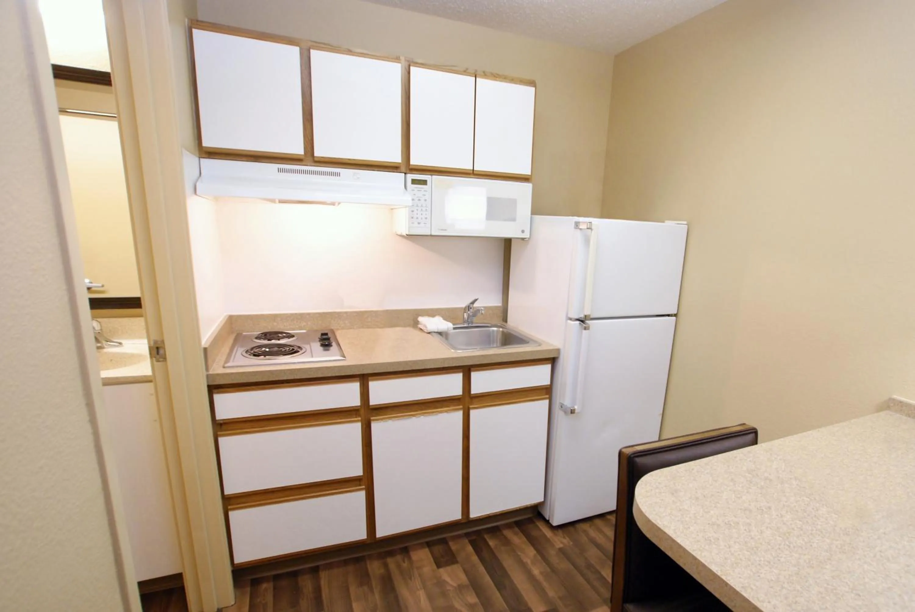Kitchen or kitchenette in Extended Stay America Suites - Nashville - Airport - Music City