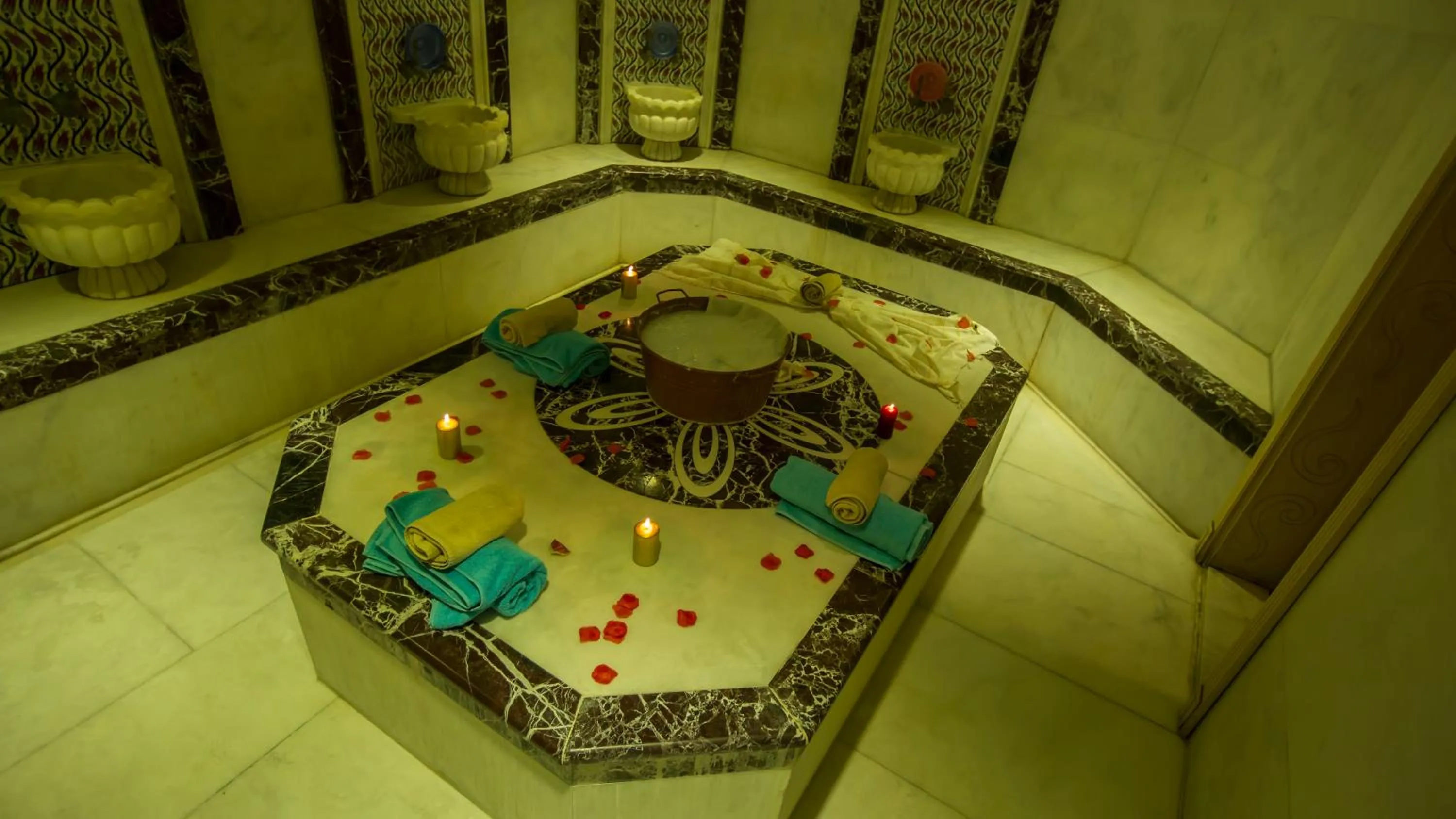 Spa and wellness centre/facilities in Sarot Termal Park Resort & Spa - Halal Hotel