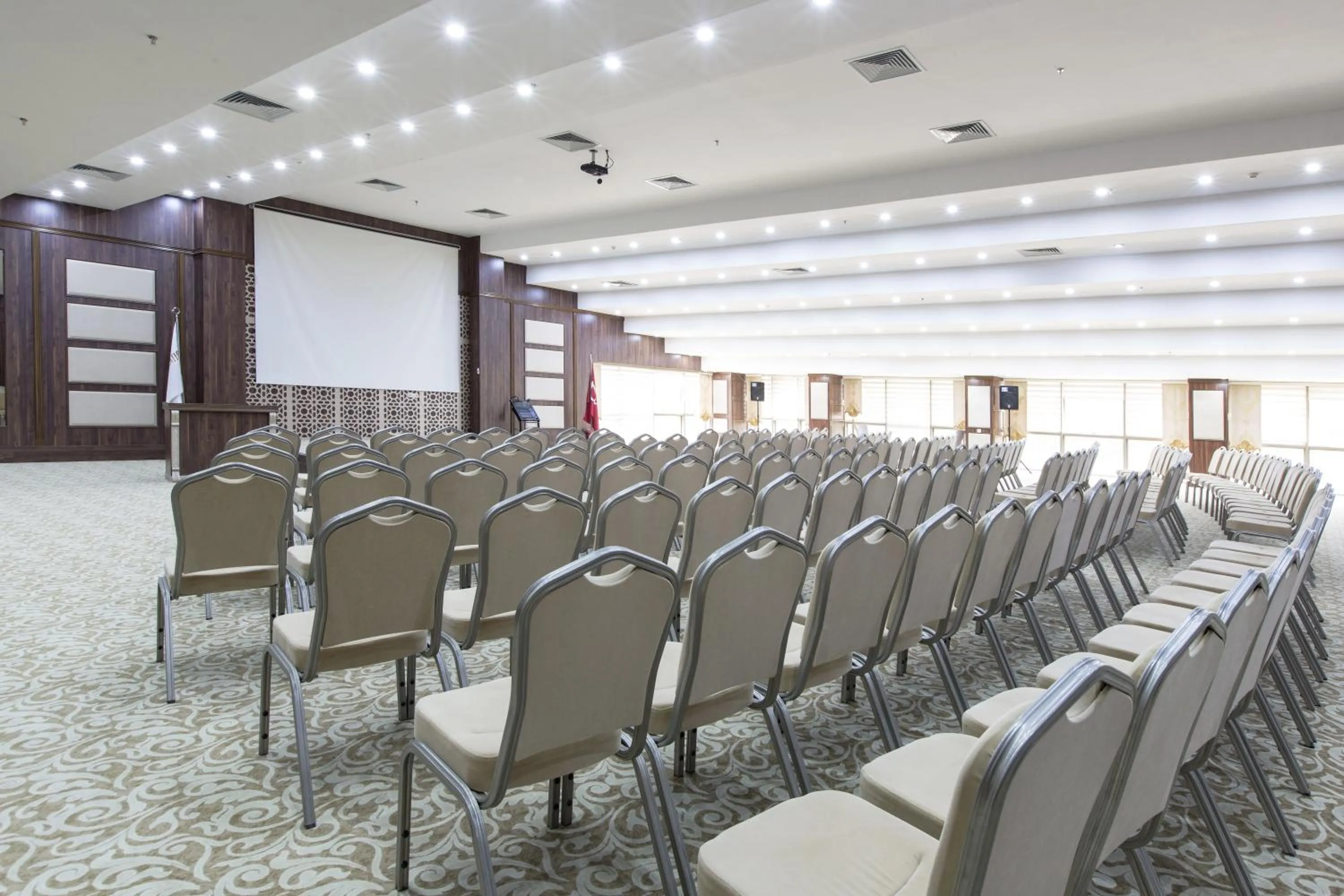 Meeting/conference room in Sarot Termal Park Resort & Spa - Halal Hotel