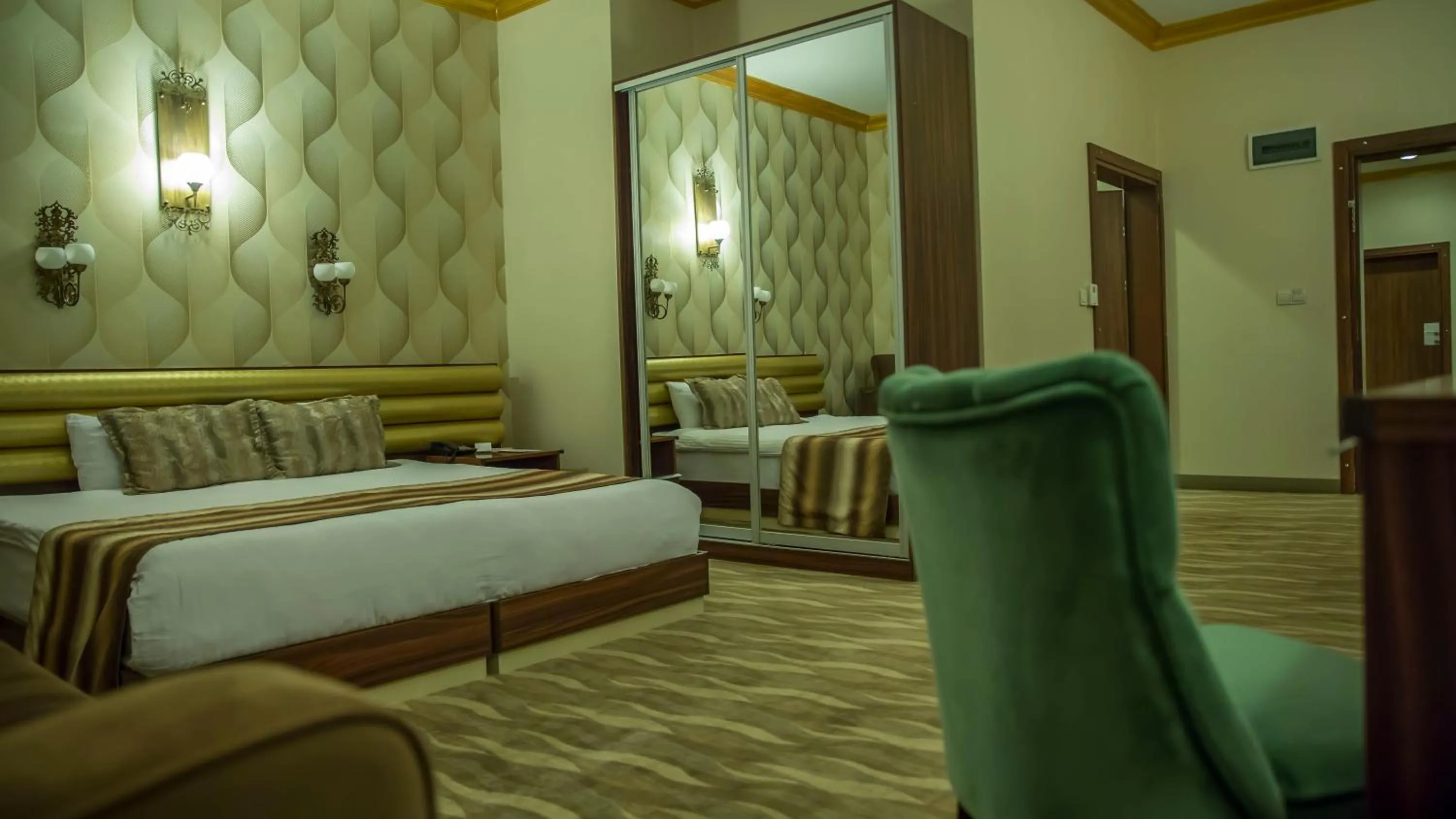 Bedroom, Bed in Sarot Termal Park Resort & Spa - Halal Hotel