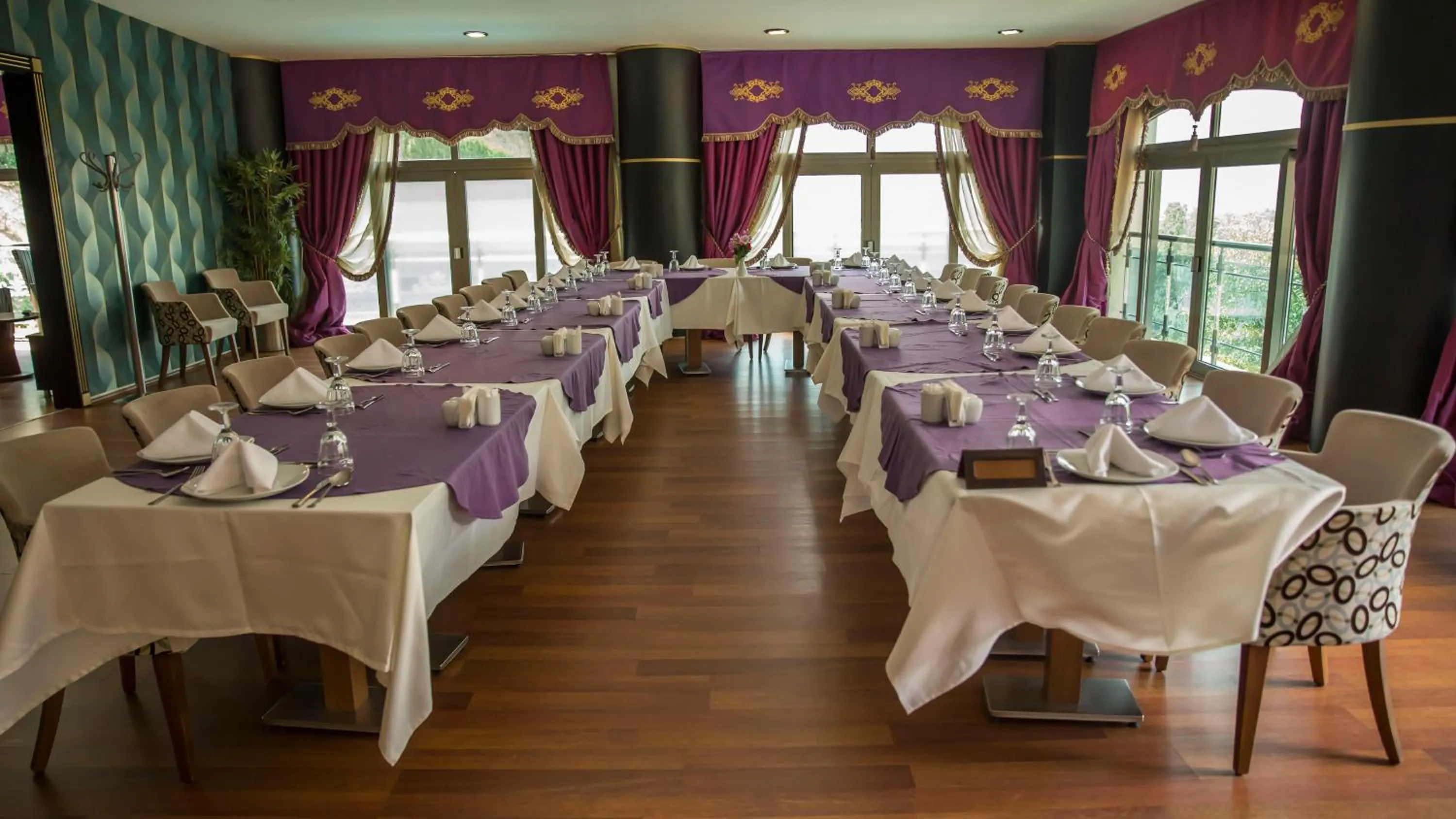 Restaurant/places to eat in Sarot Termal Park Resort & Spa - Halal Hotel