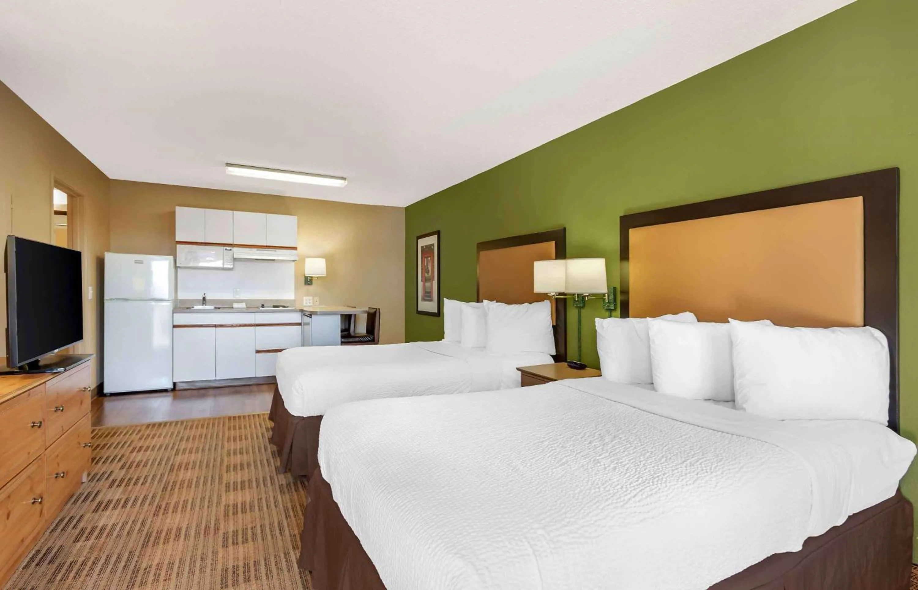 Bedroom, Bed in Extended Stay America Select Suites - Phoenix - Mesa - West
