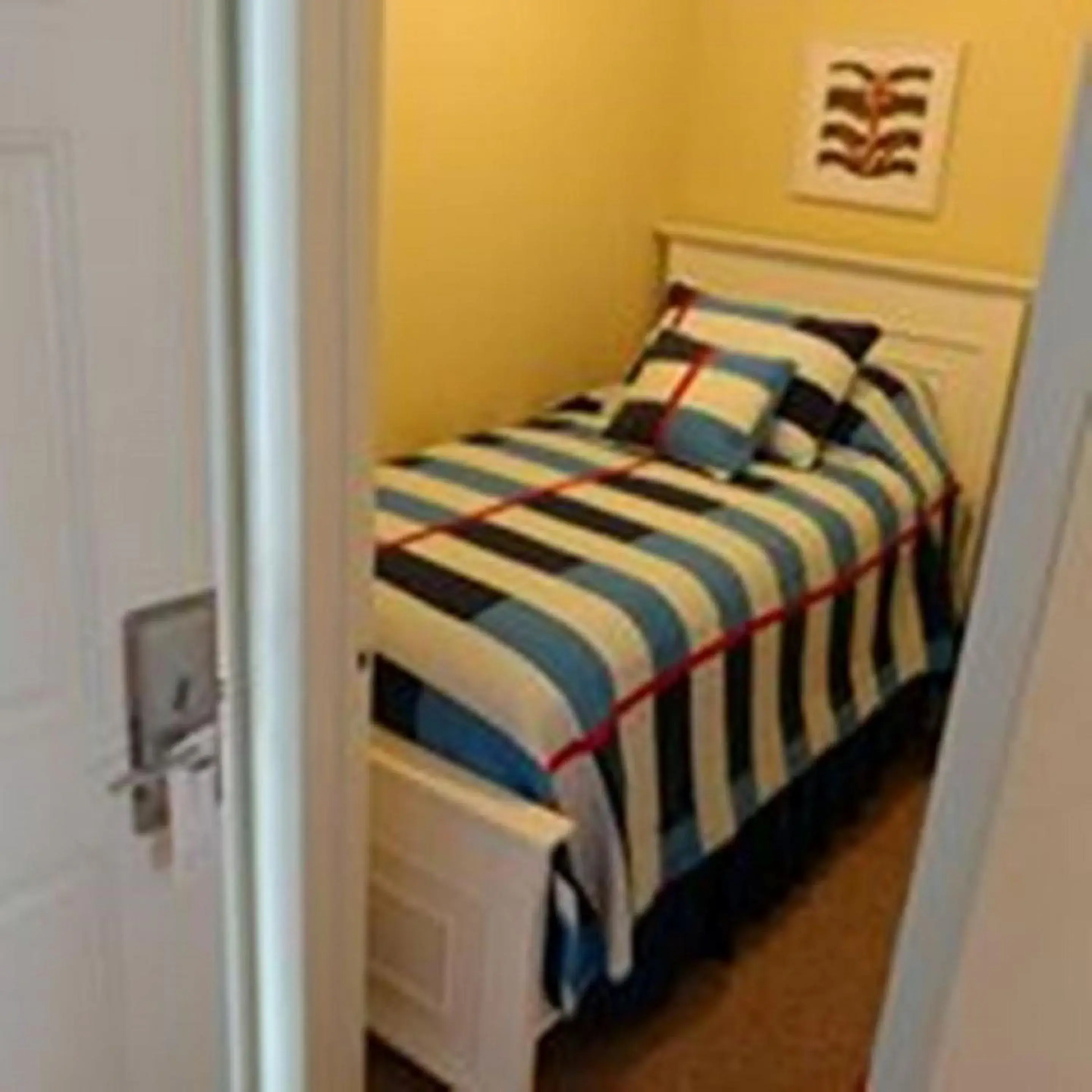 Standard Room (Non Pet Friendly) in The Breakers Long Beach Standard Room (Non Pet Friendly) in The Breakers Long Beach